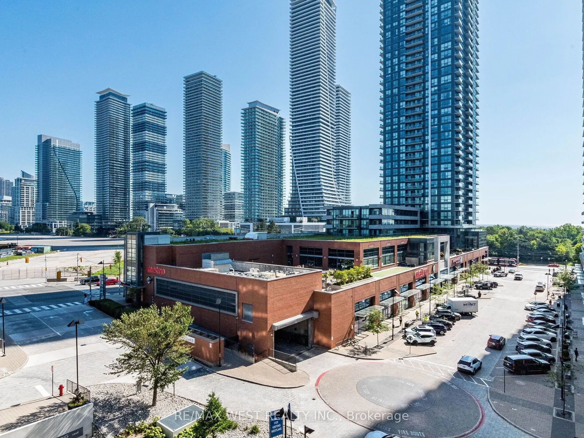 10 Park Lawn Road, #602