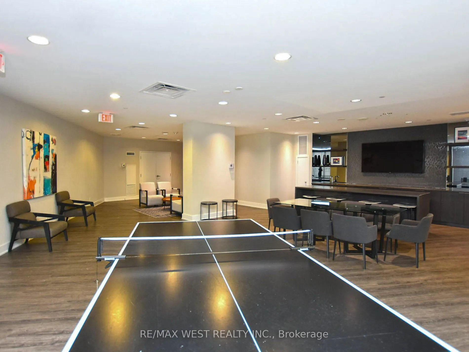 10 Park Lawn Road, #602
