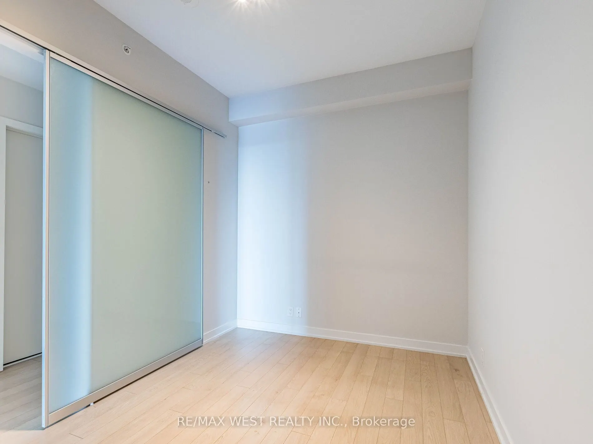 10 Park Lawn Road, #602