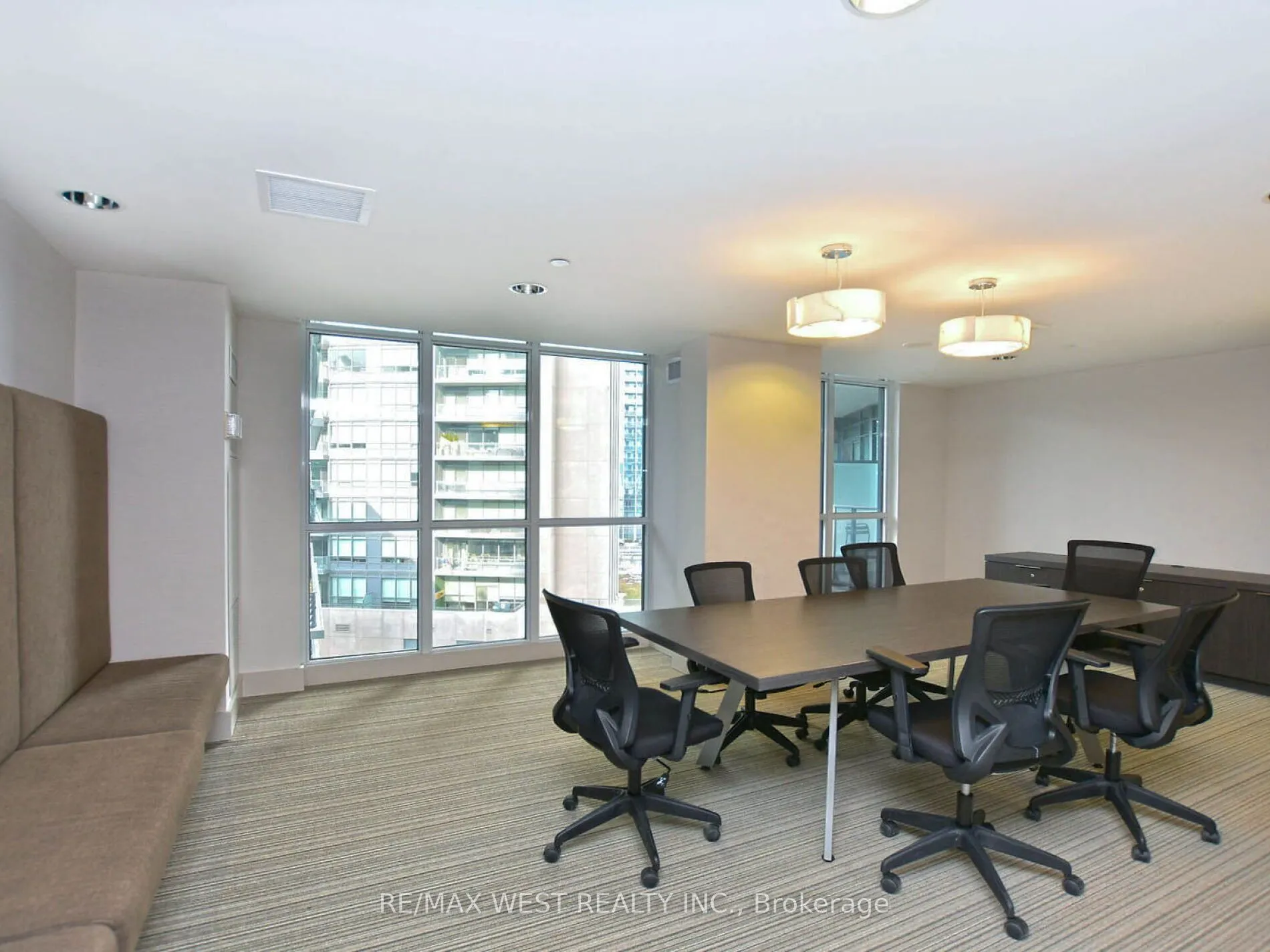 10 Park Lawn Road, #602