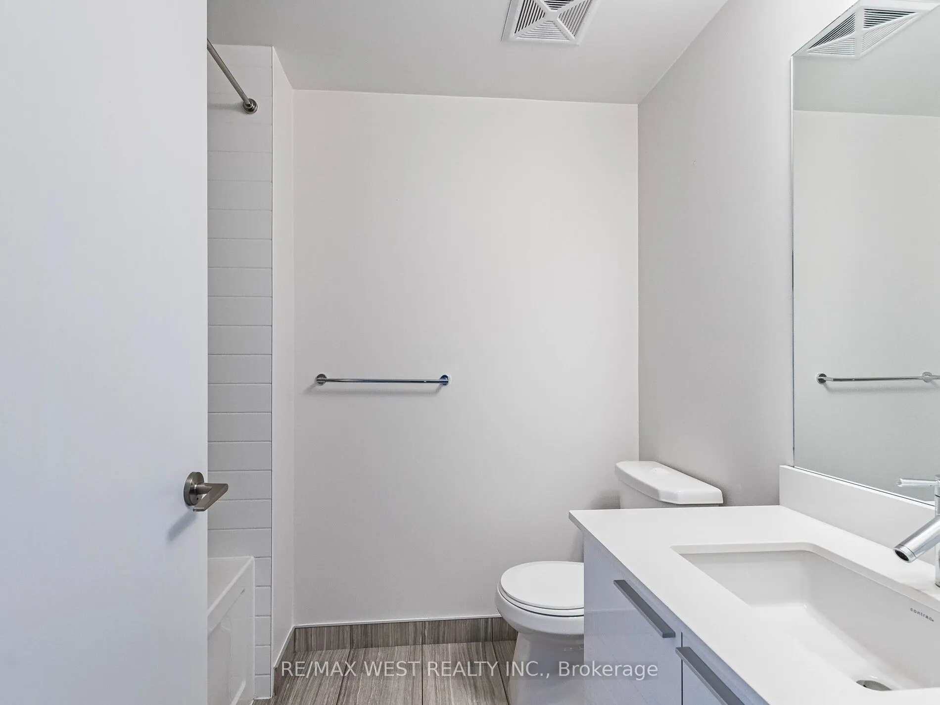10 Park Lawn Road, #602