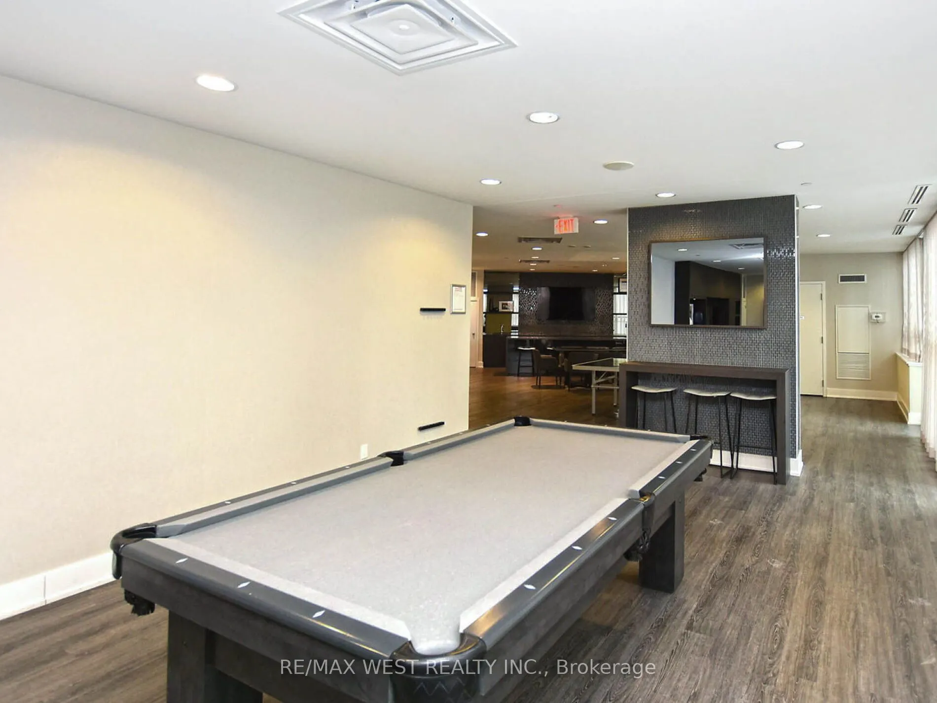 10 Park Lawn Road, #602
