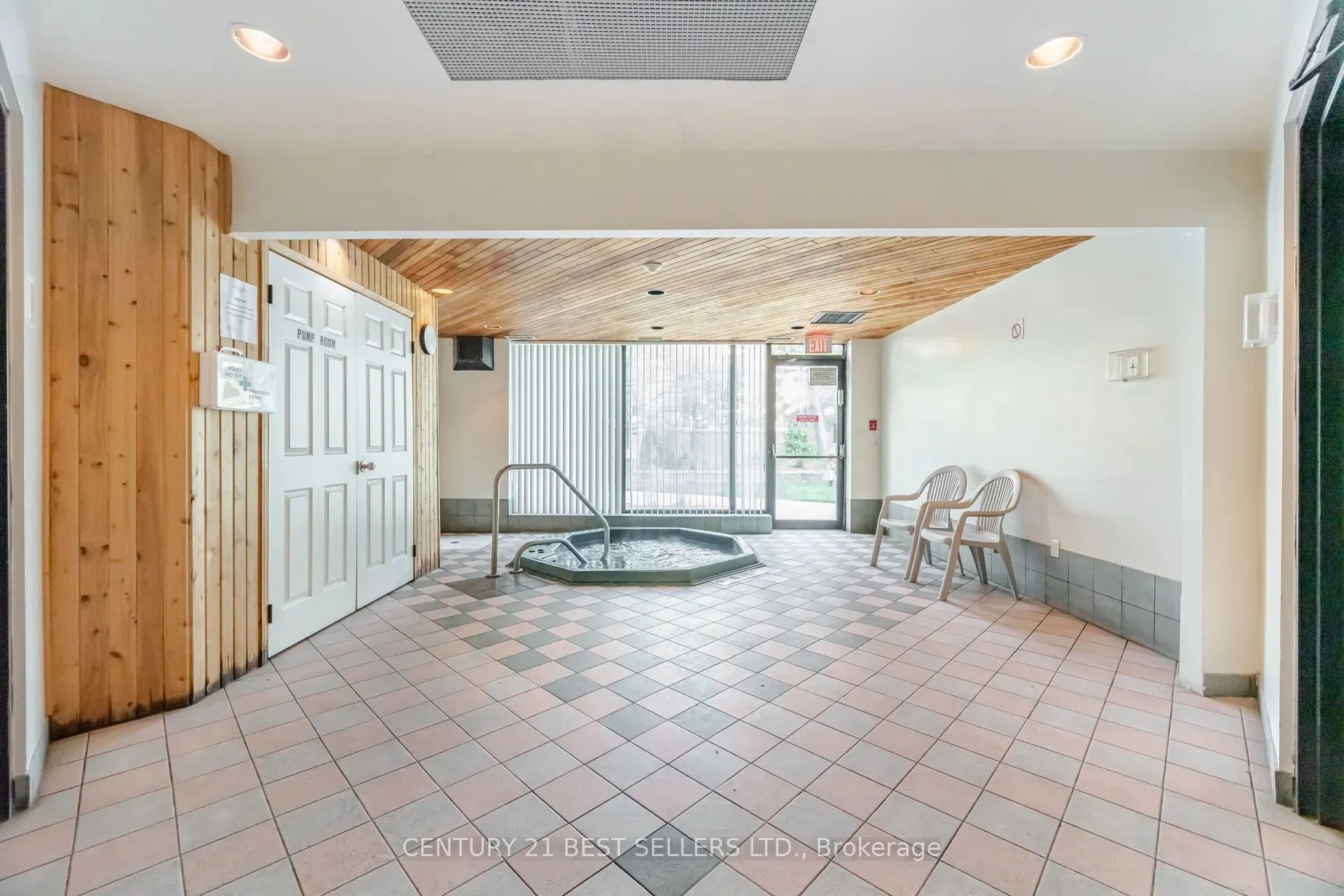 2091 Hurontario Street, #1107