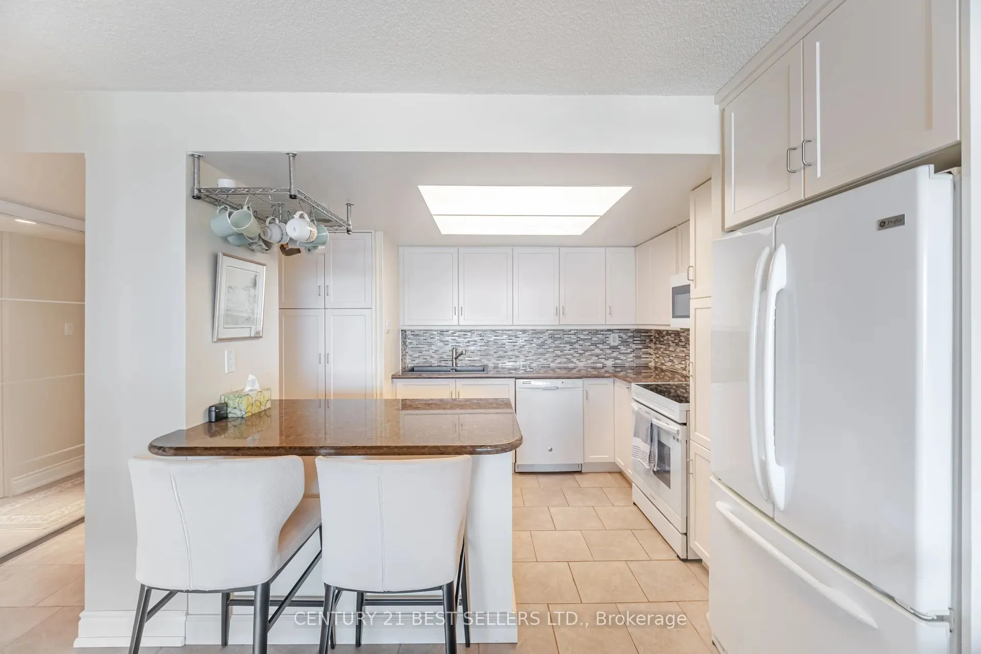 2091 Hurontario Street, #1107