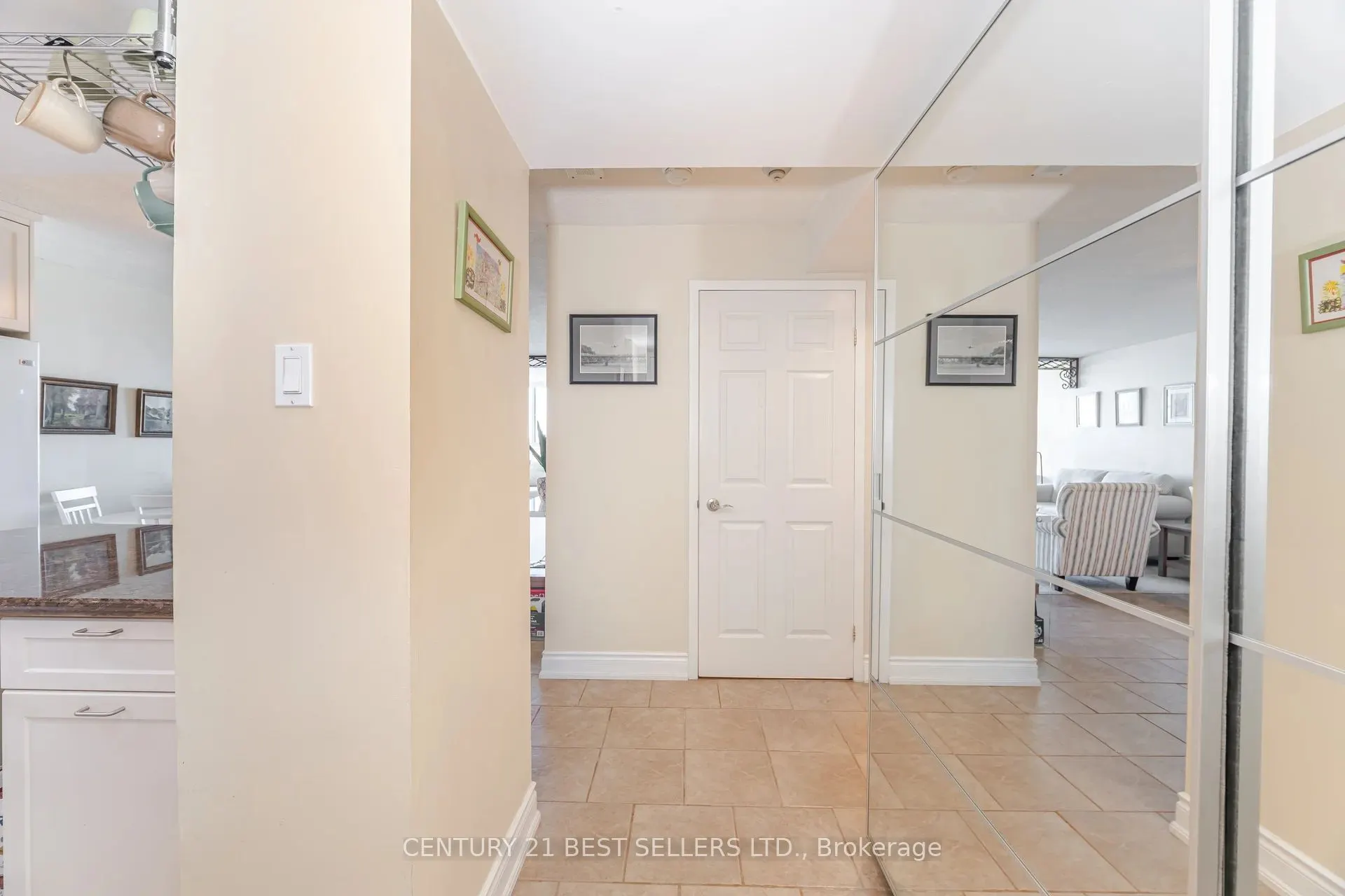 2091 Hurontario Street, #1107
