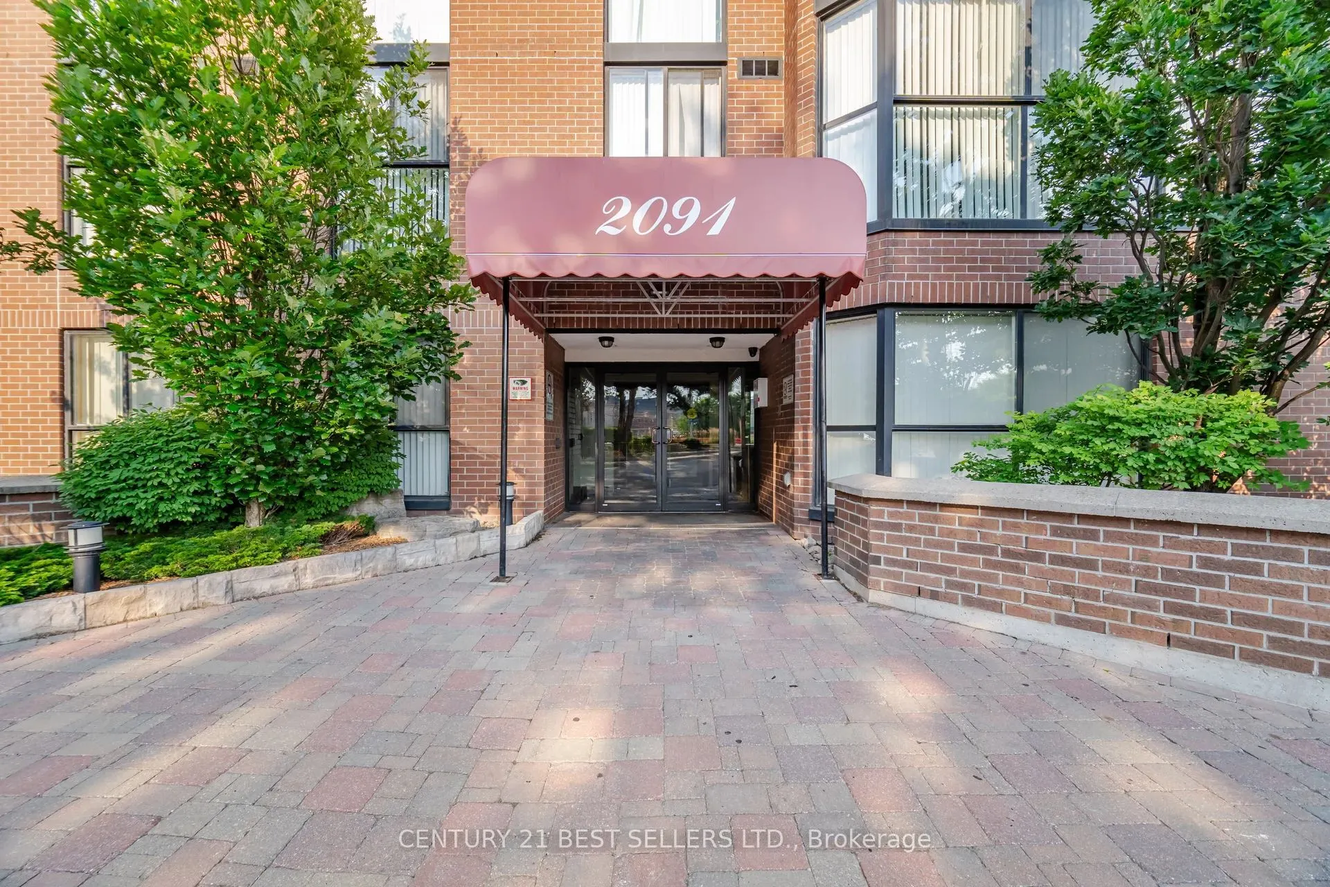 2091 Hurontario Street, #1107