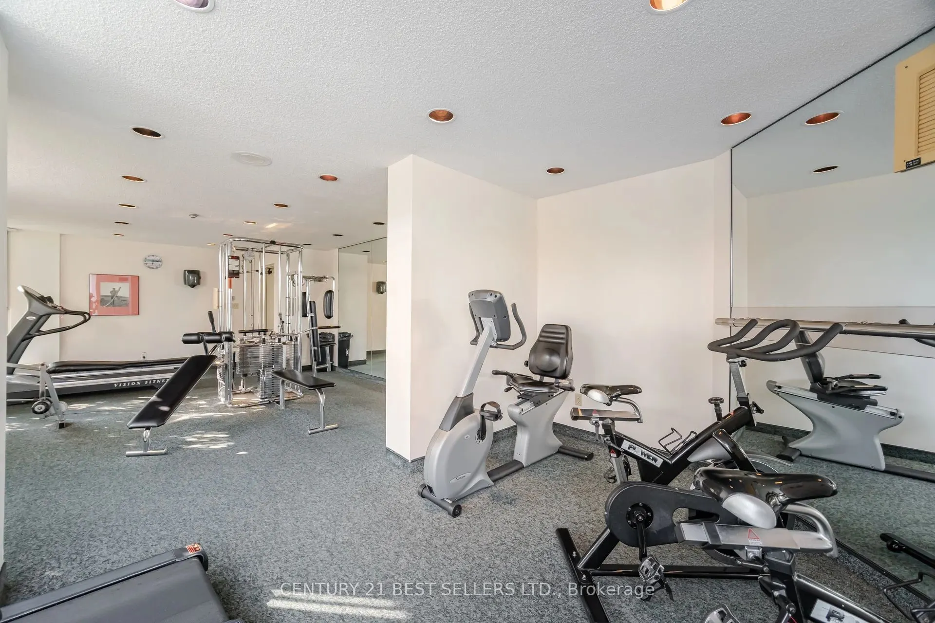 2091 Hurontario Street, #1107