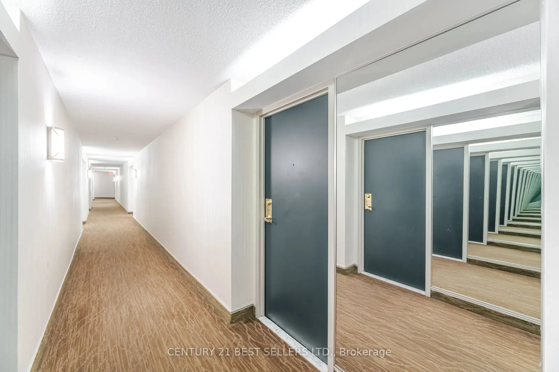 2091 Hurontario Street, #1107