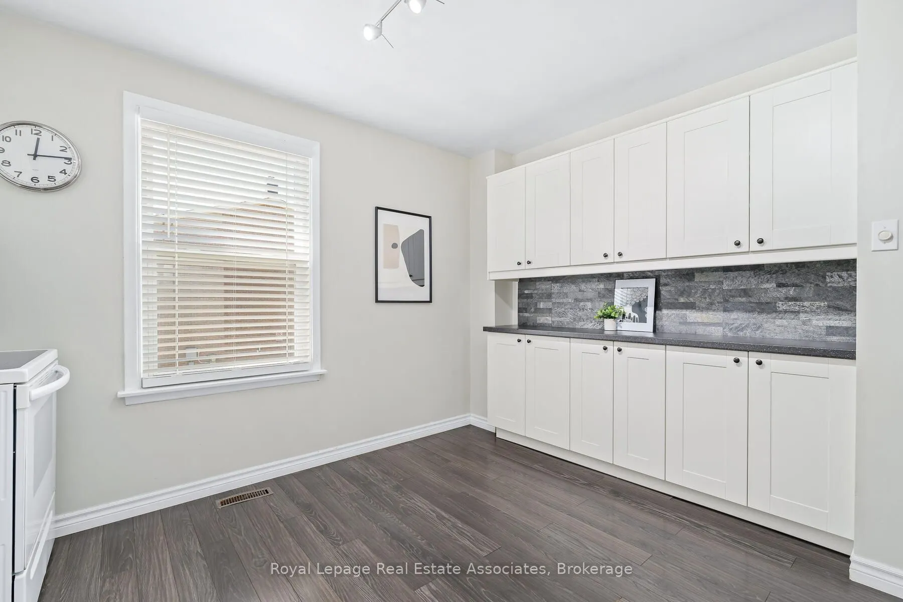 2269 Mountain Grove Avenue, #35