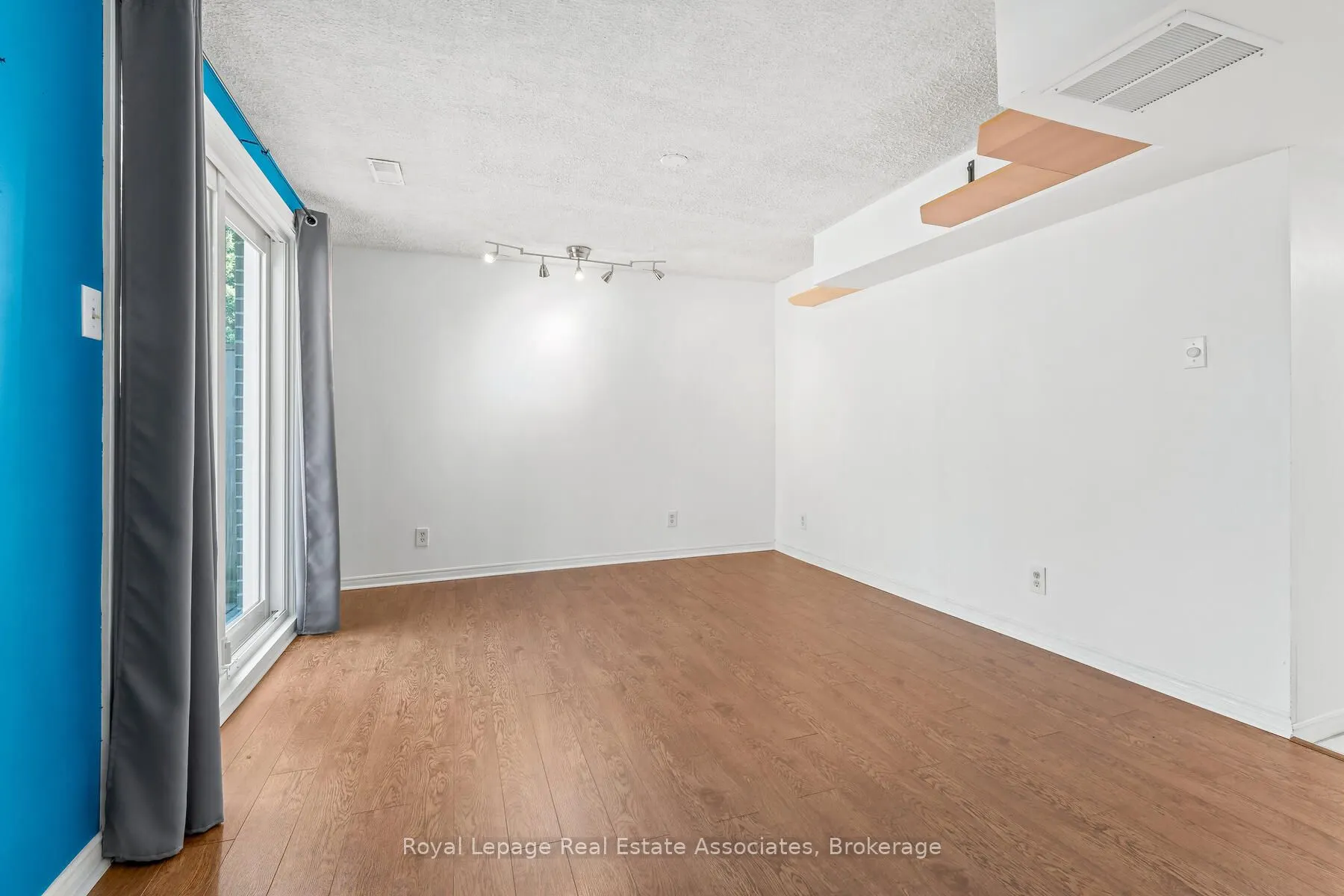 2269 Mountain Grove Avenue, #35