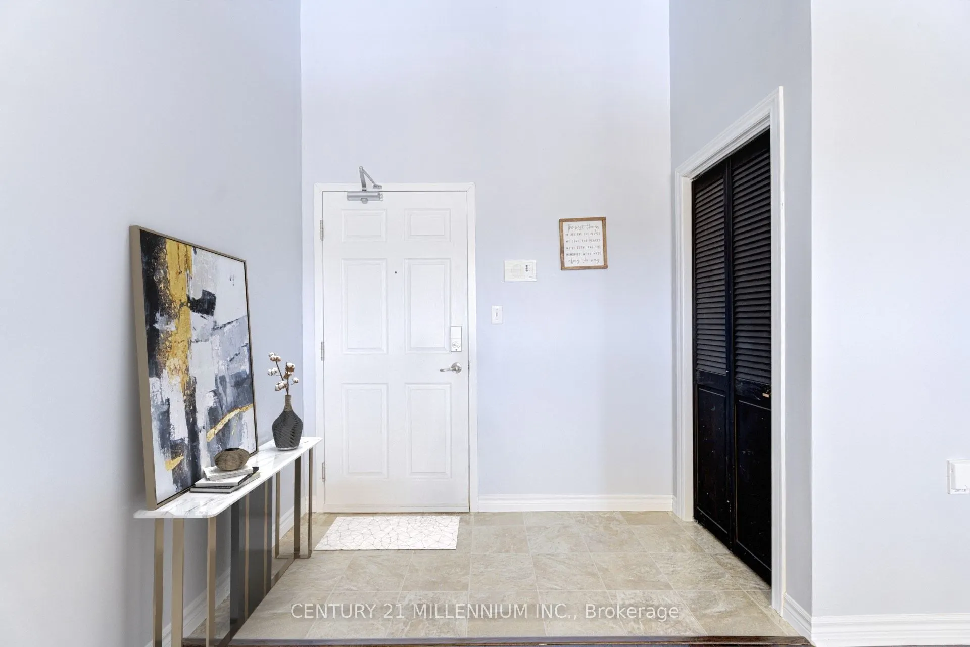 1380 Main Street E, #407