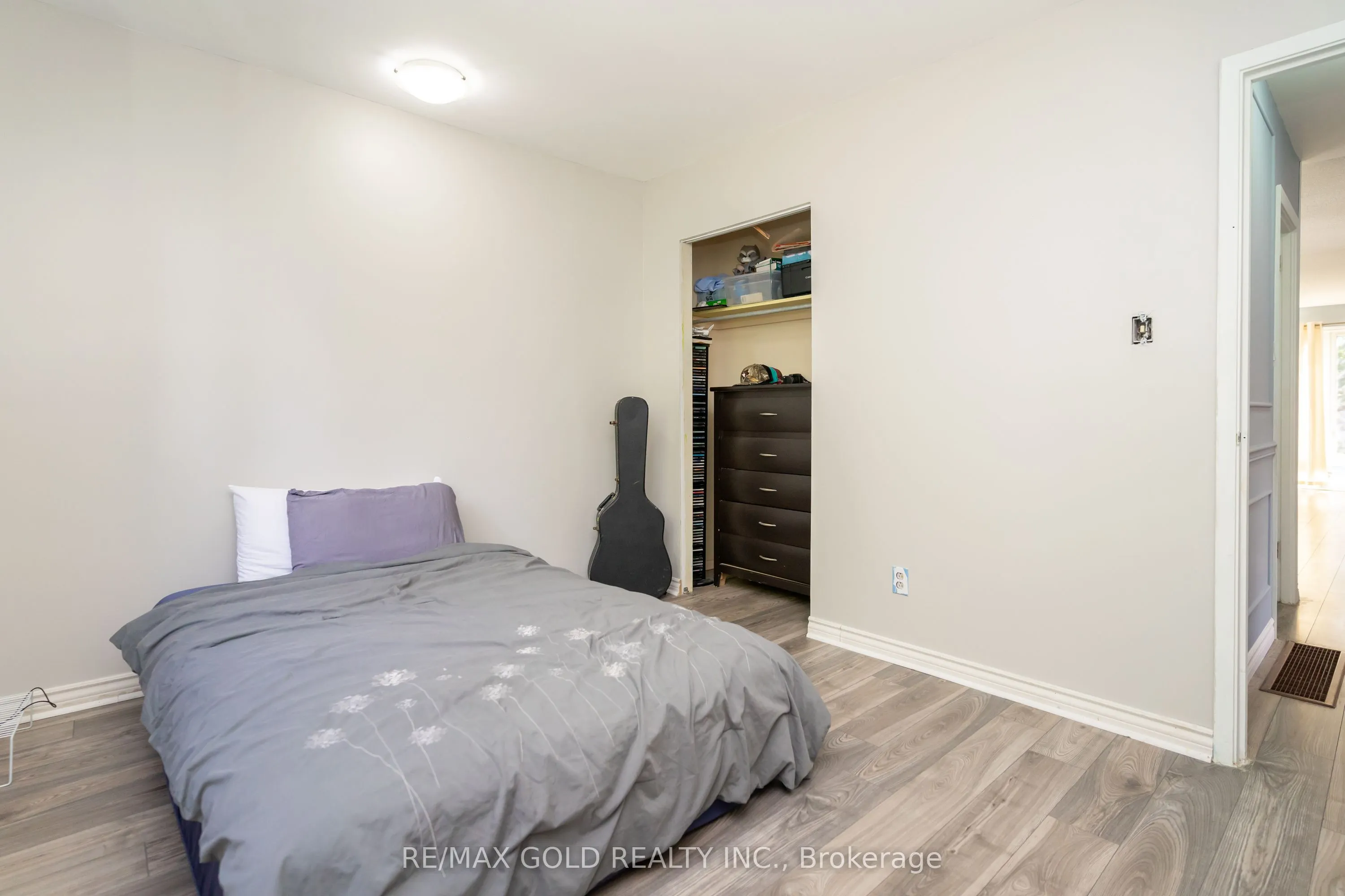 4 Deeside Crescent