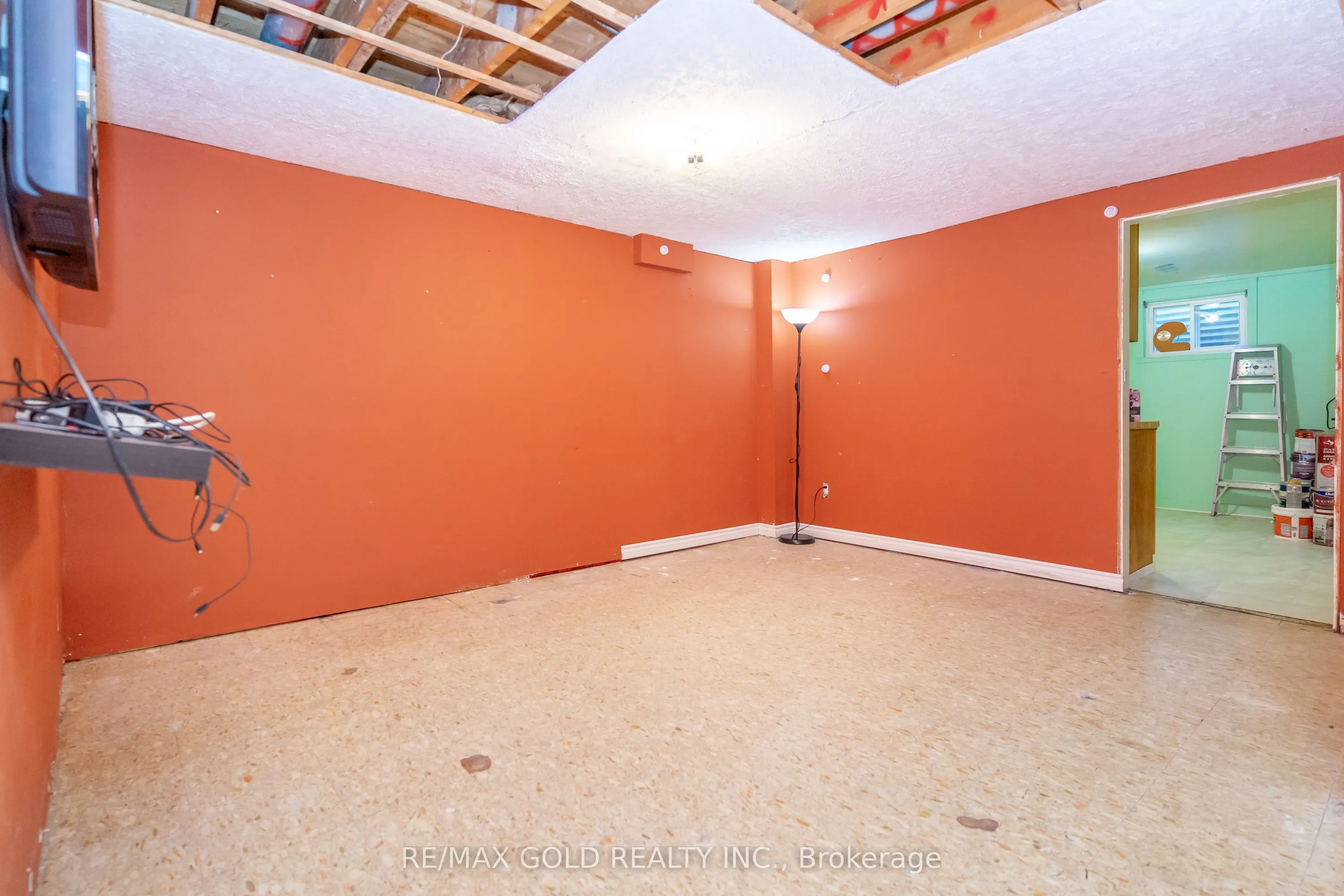 4 Deeside Crescent