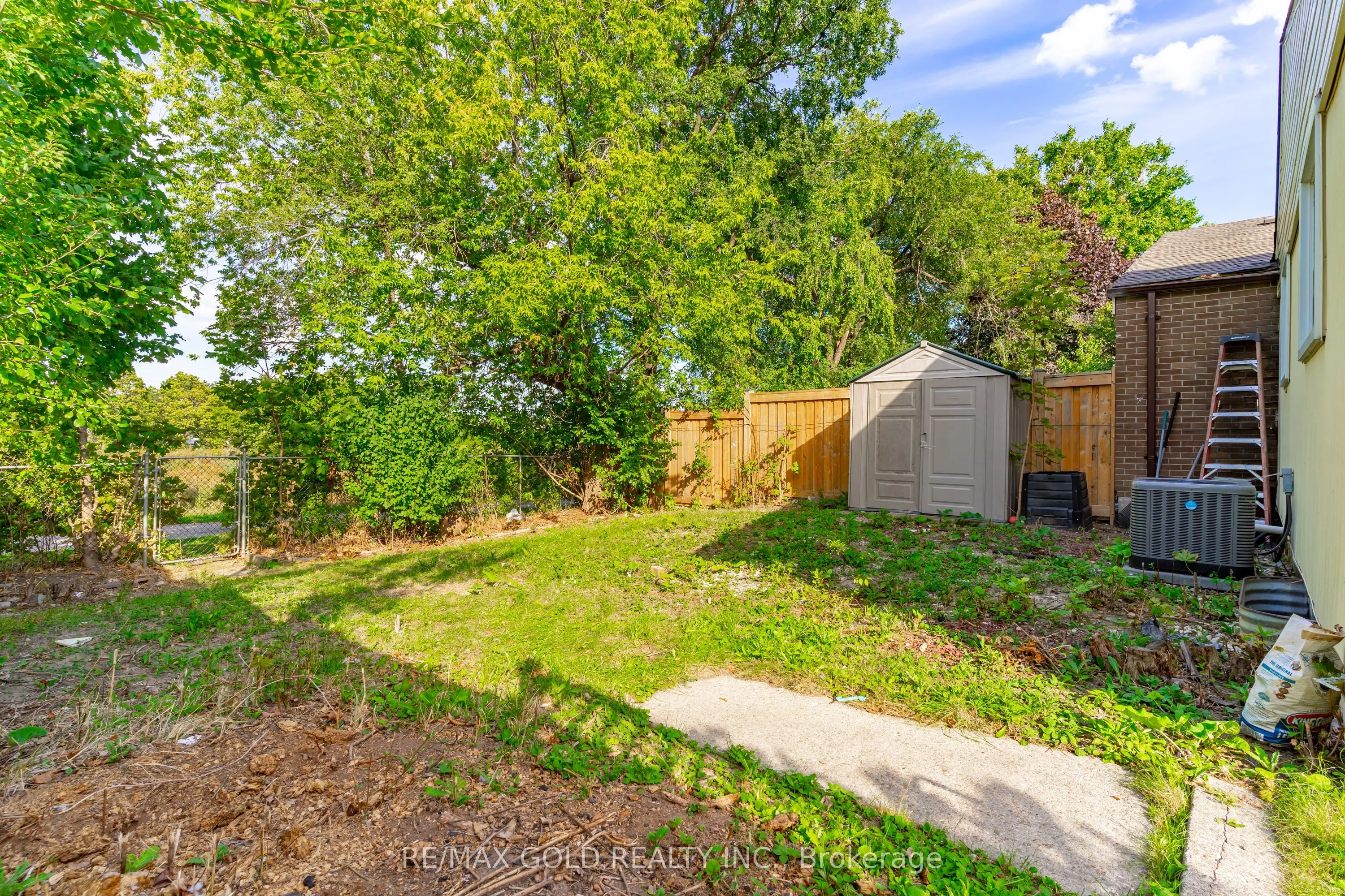 4 Deeside Crescent