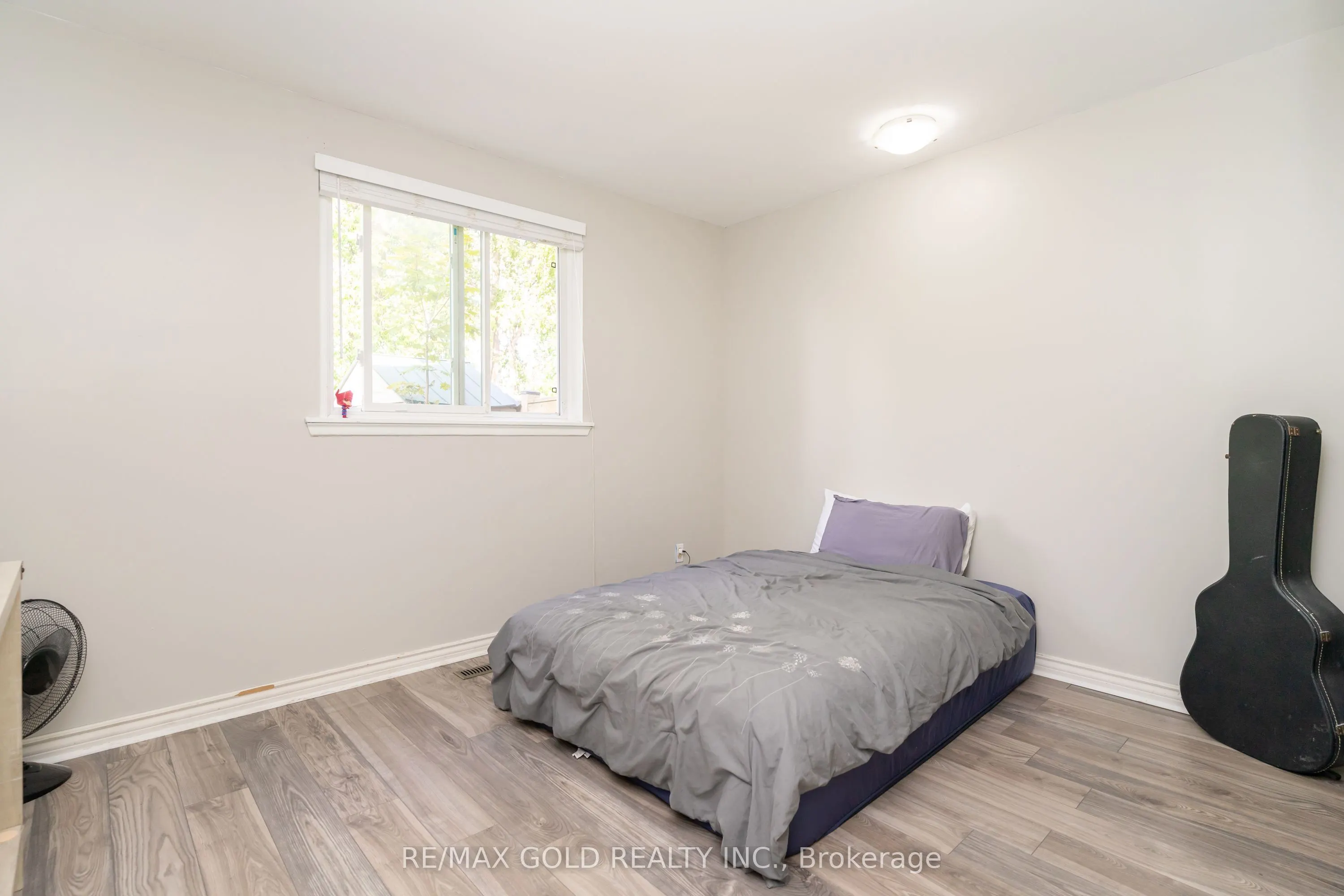 4 Deeside Crescent