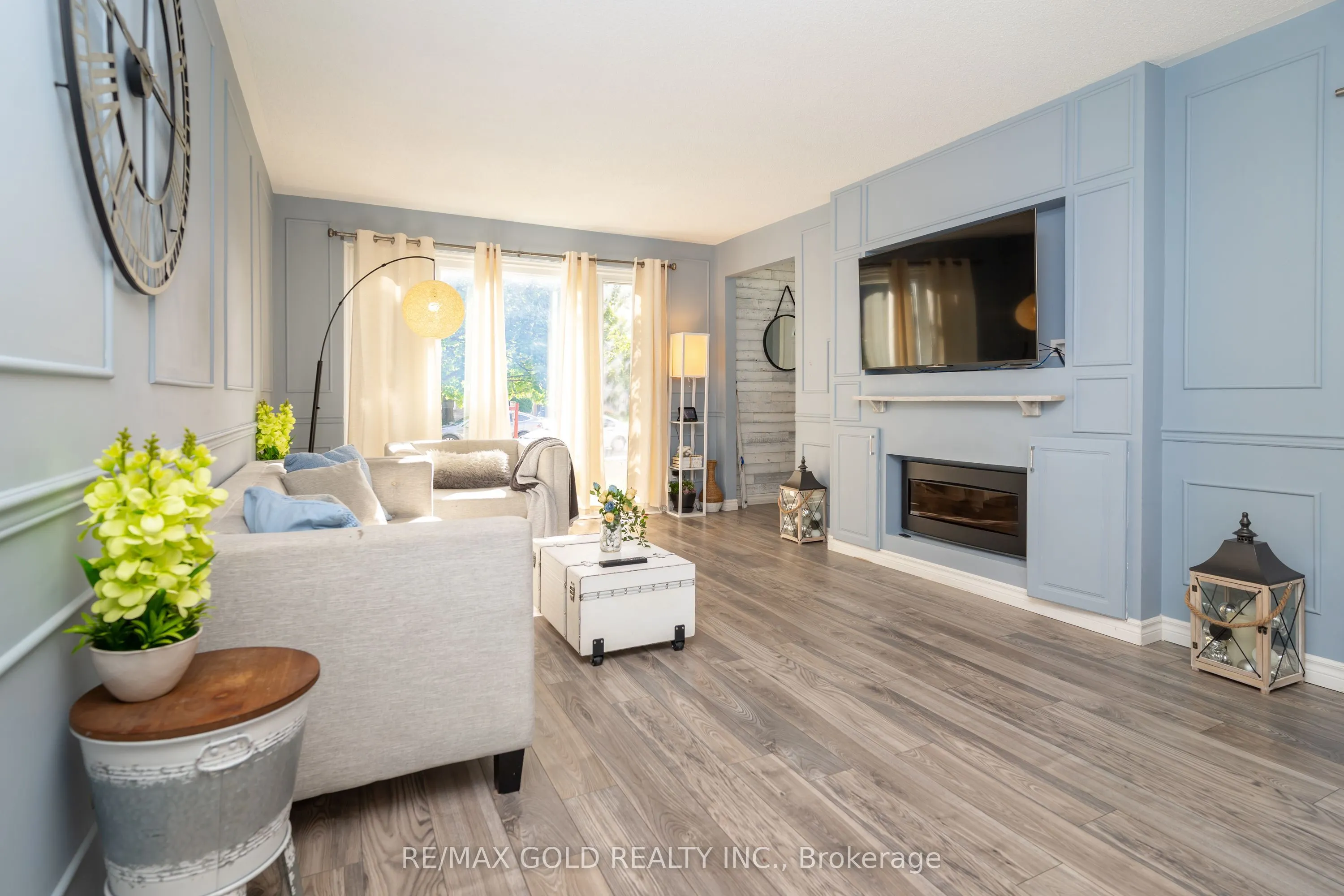 4 Deeside Crescent