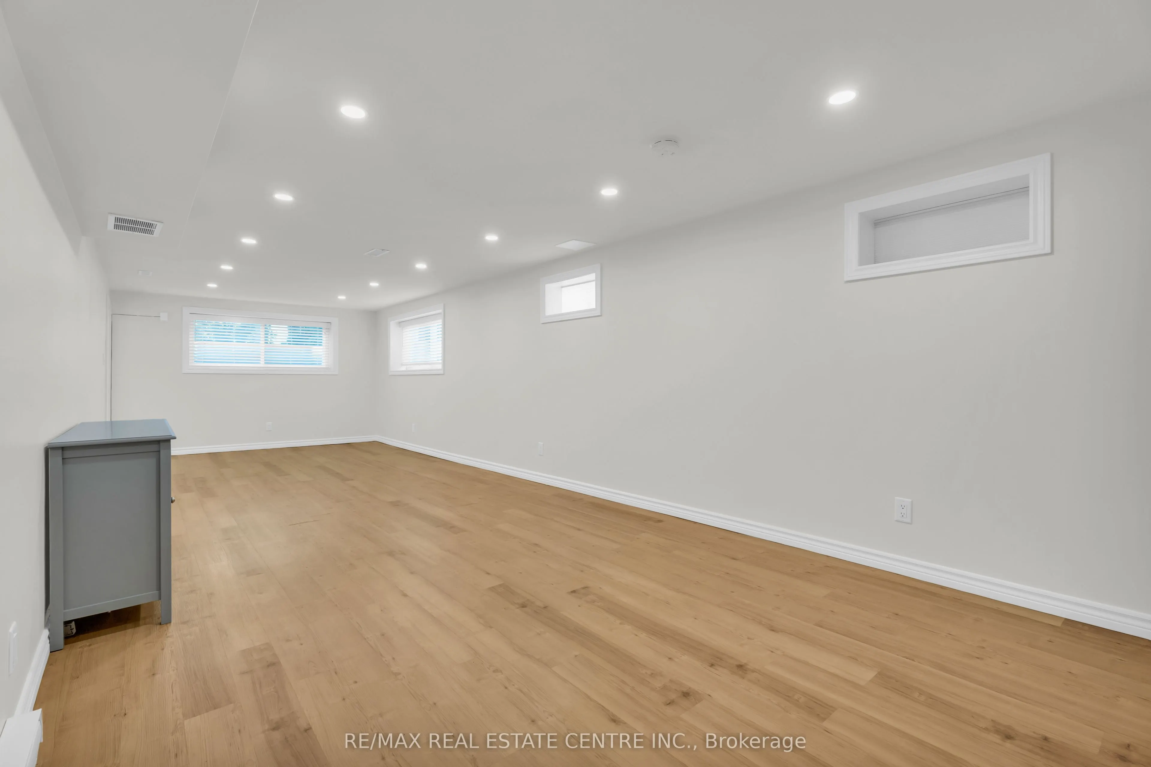 3 Stockman Crescent