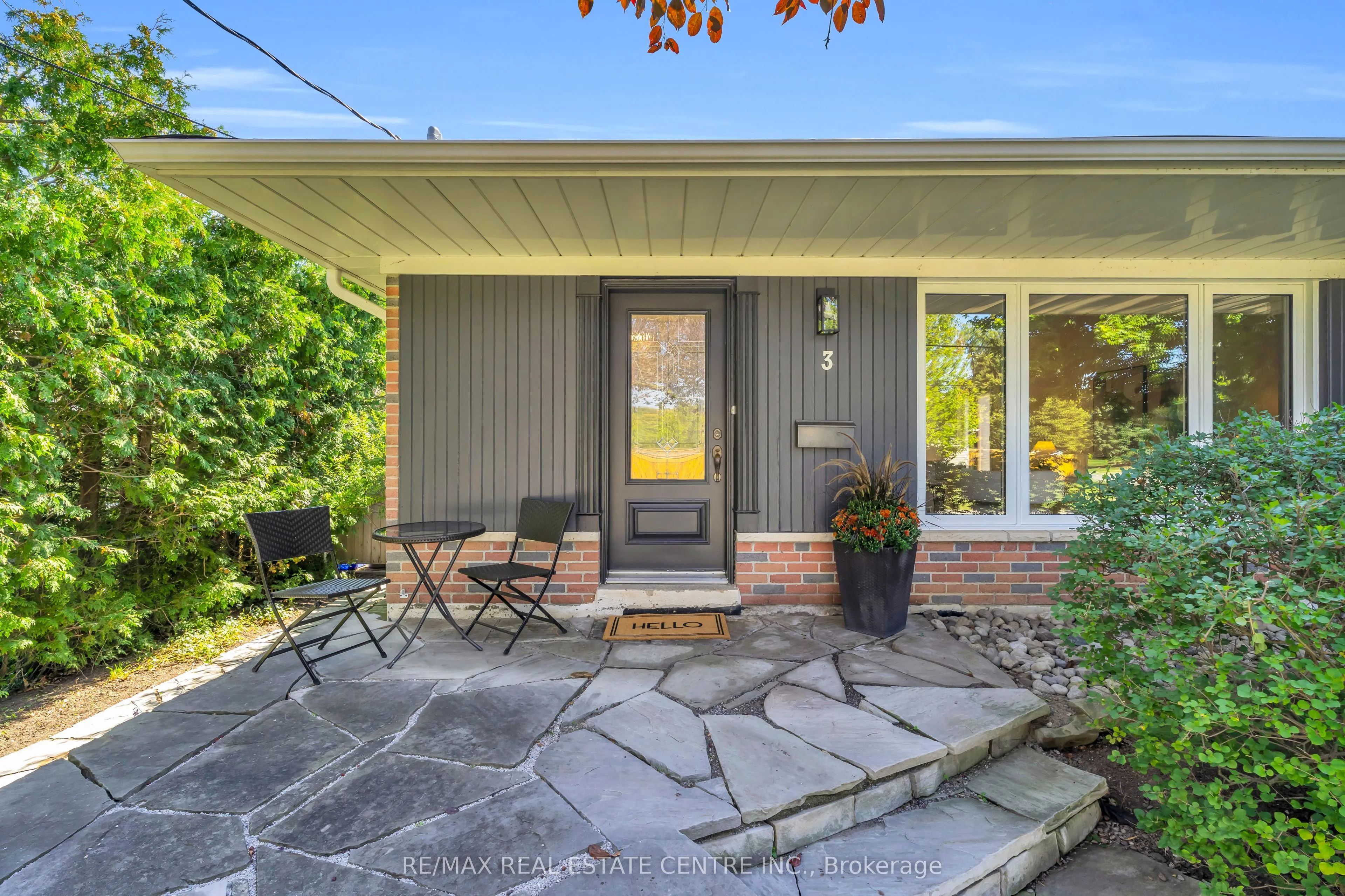 3 Stockman Crescent