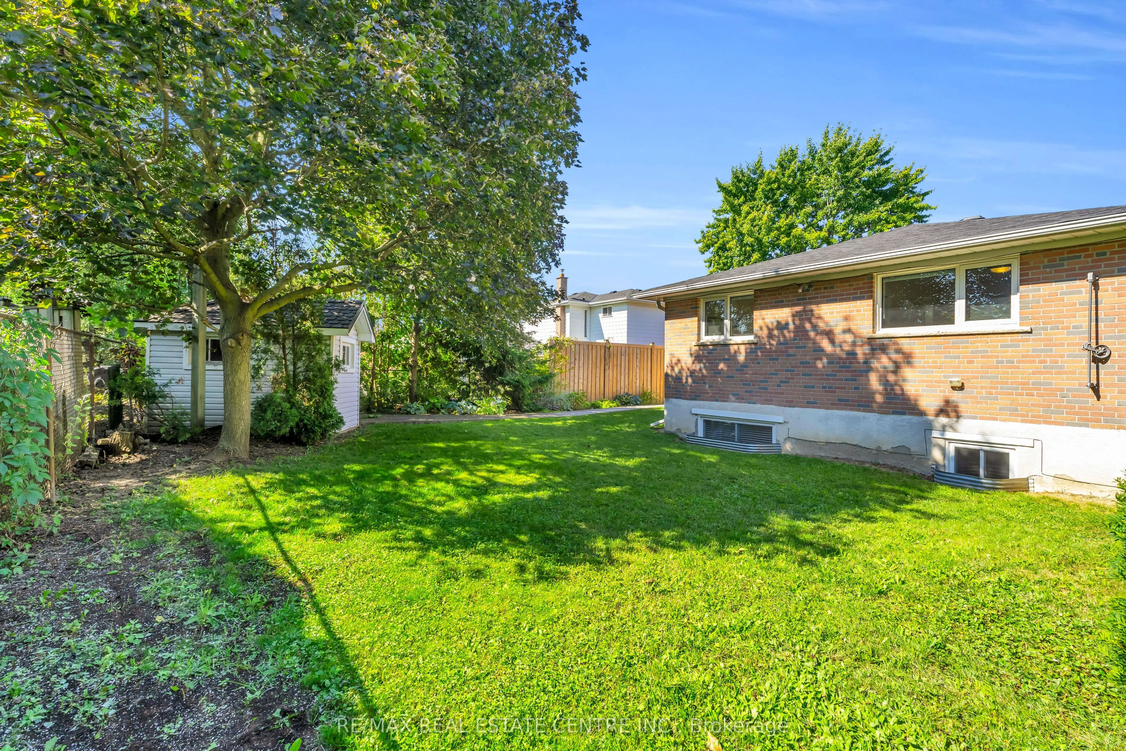 3 Stockman Crescent