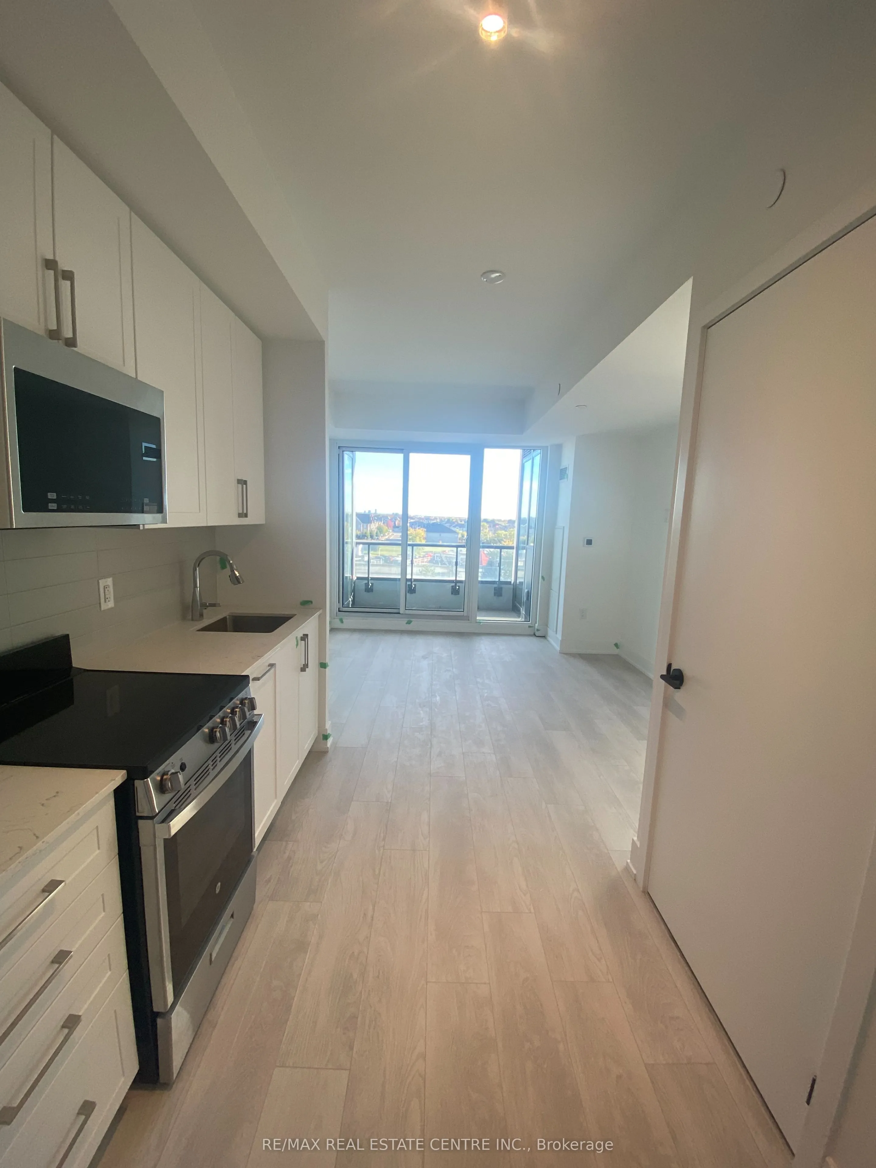 2450 Old Bronte Road, #417