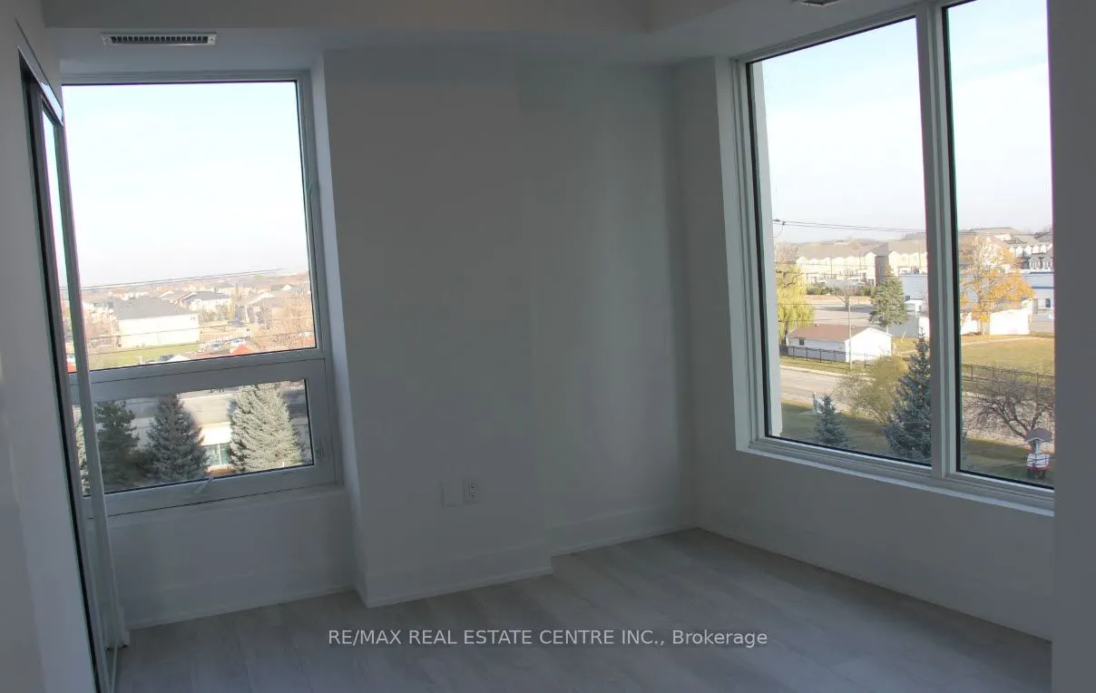 2450 Old Bronte Road, #417
