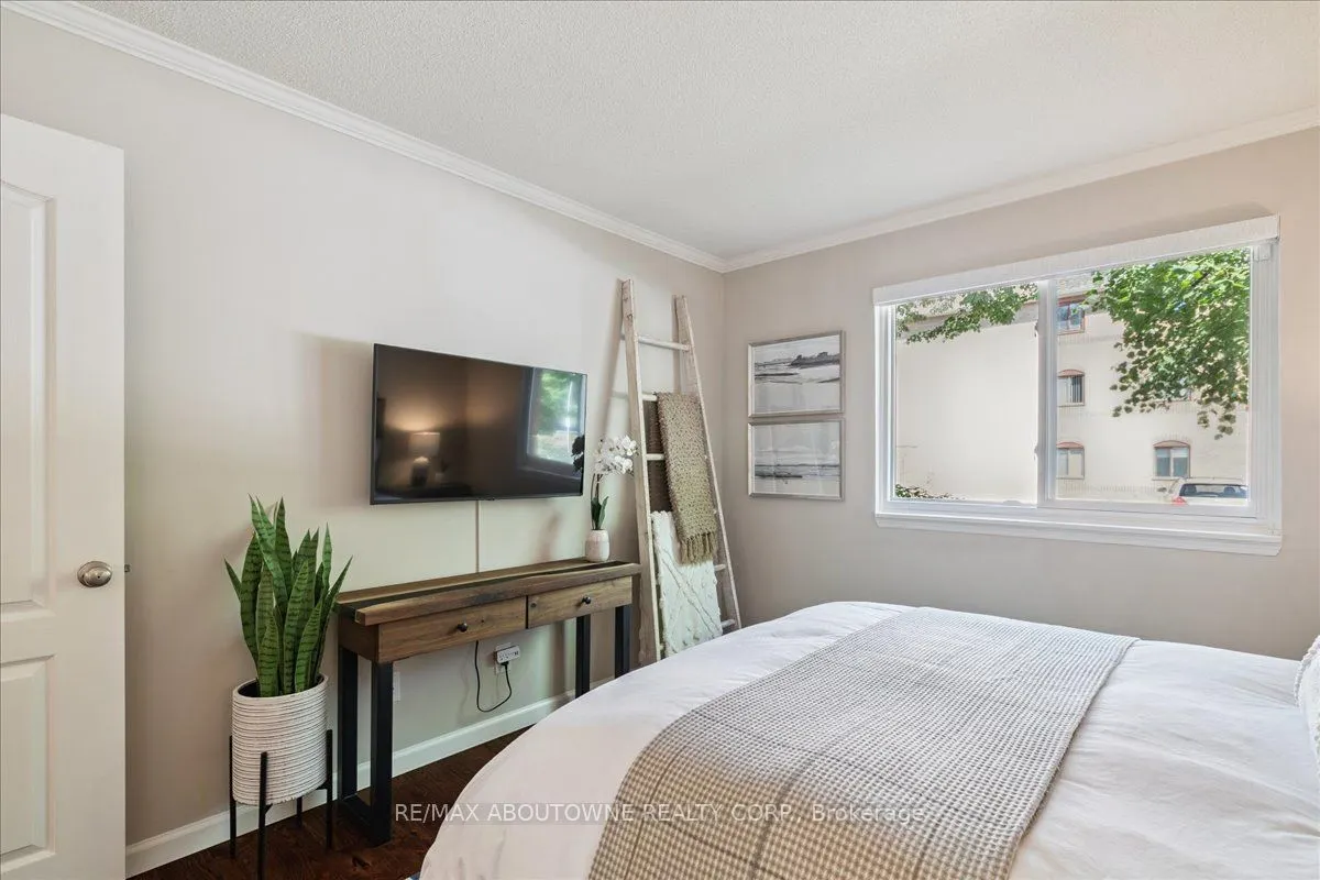 1492 Pilgrims Way, #1111