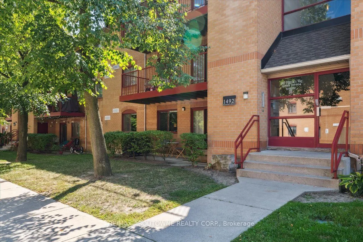 1492 Pilgrims Way, #1111
