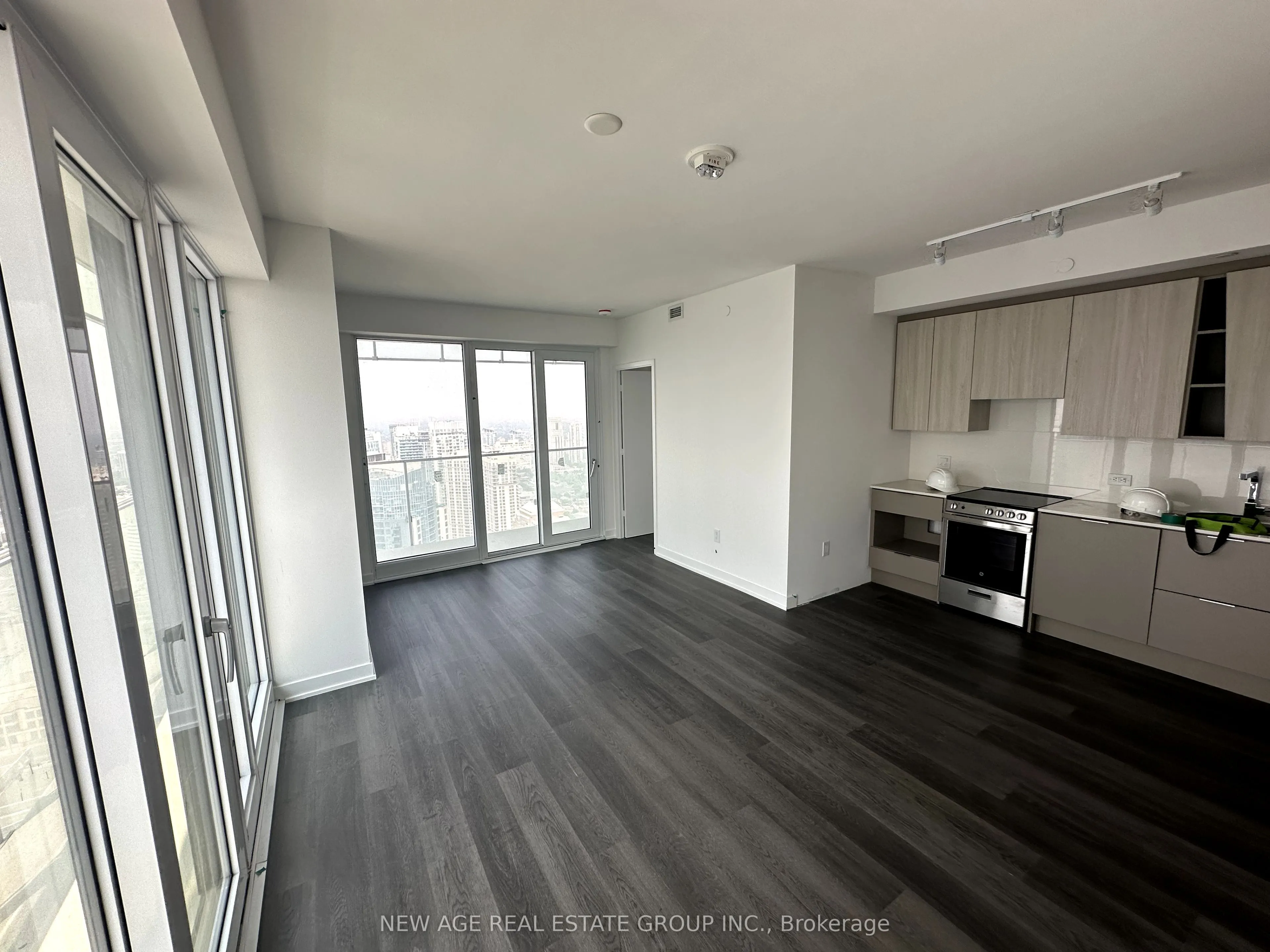3900 Confederation Parkway, #4110