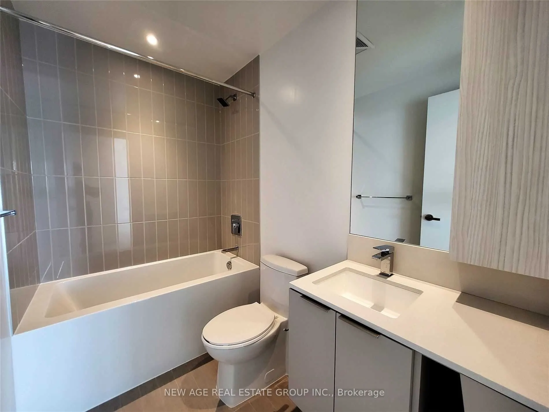 3900 Confederation Parkway, #4110