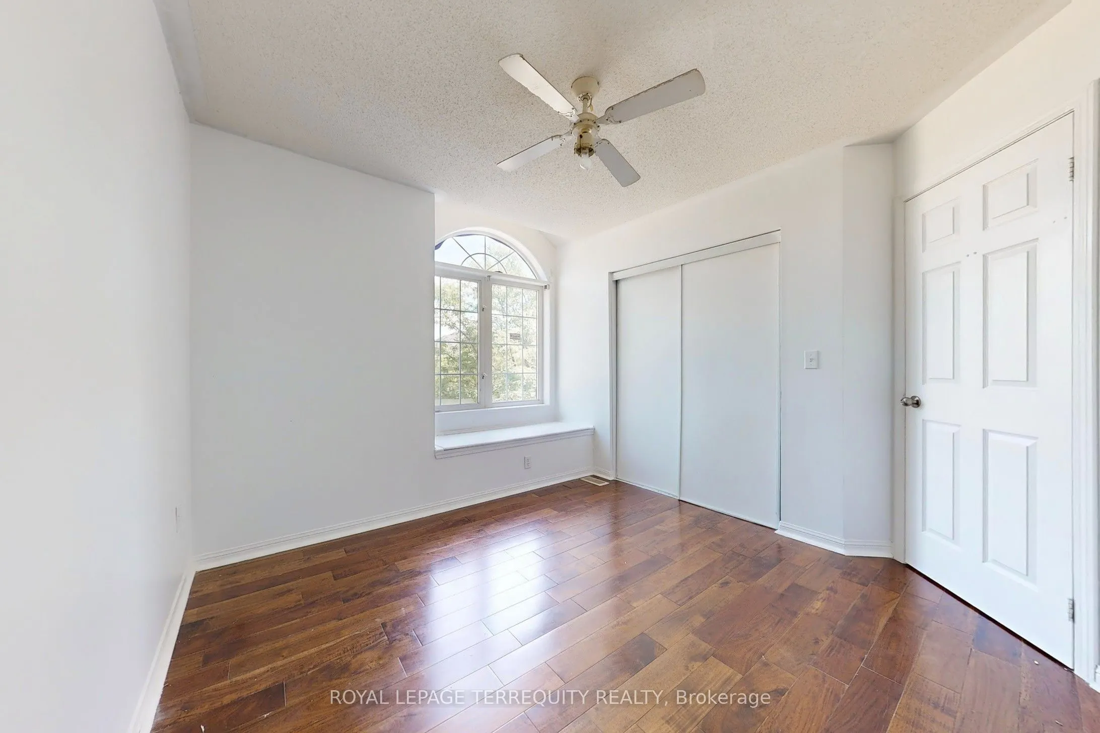 6 Verona Drive
