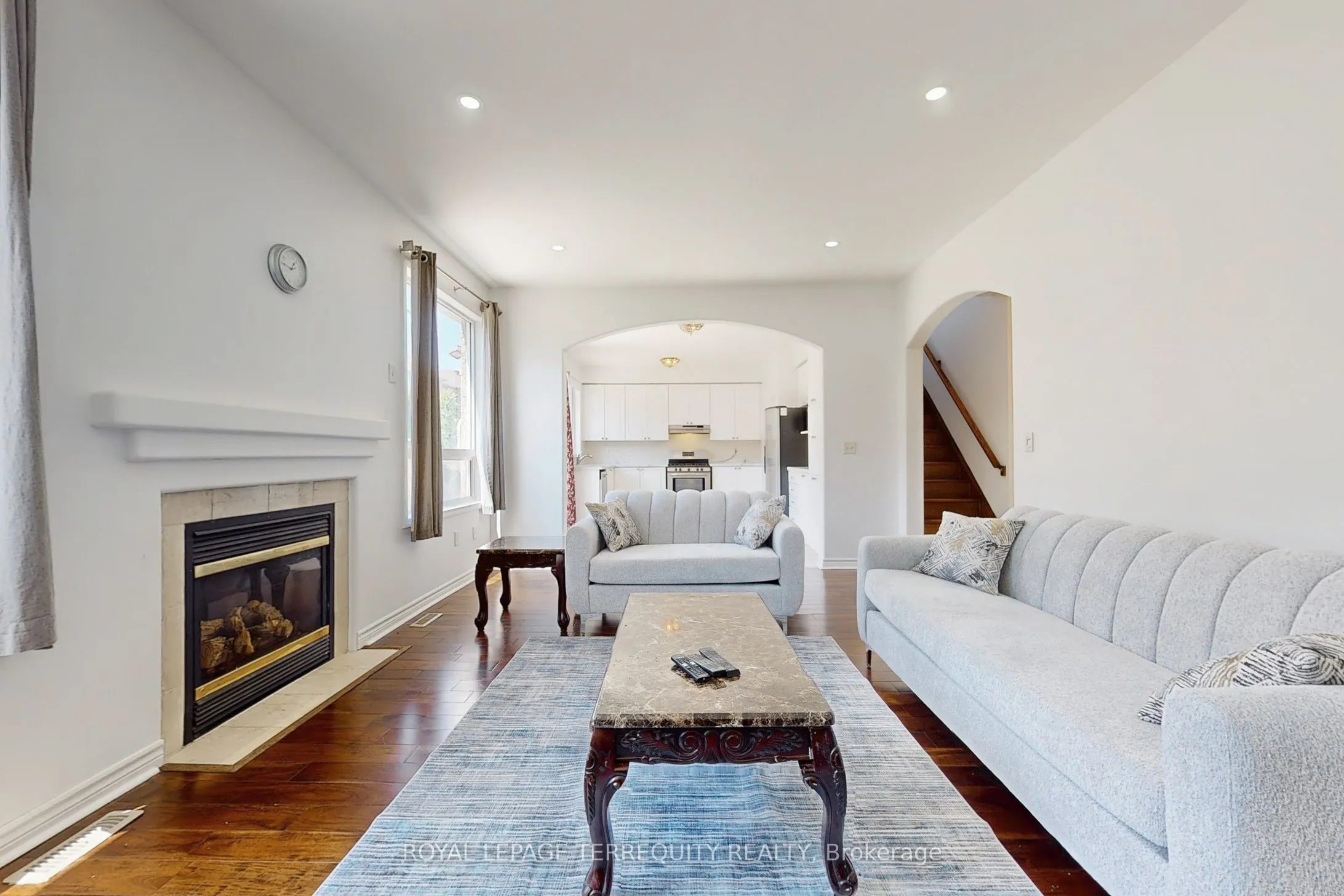 6 Verona Drive