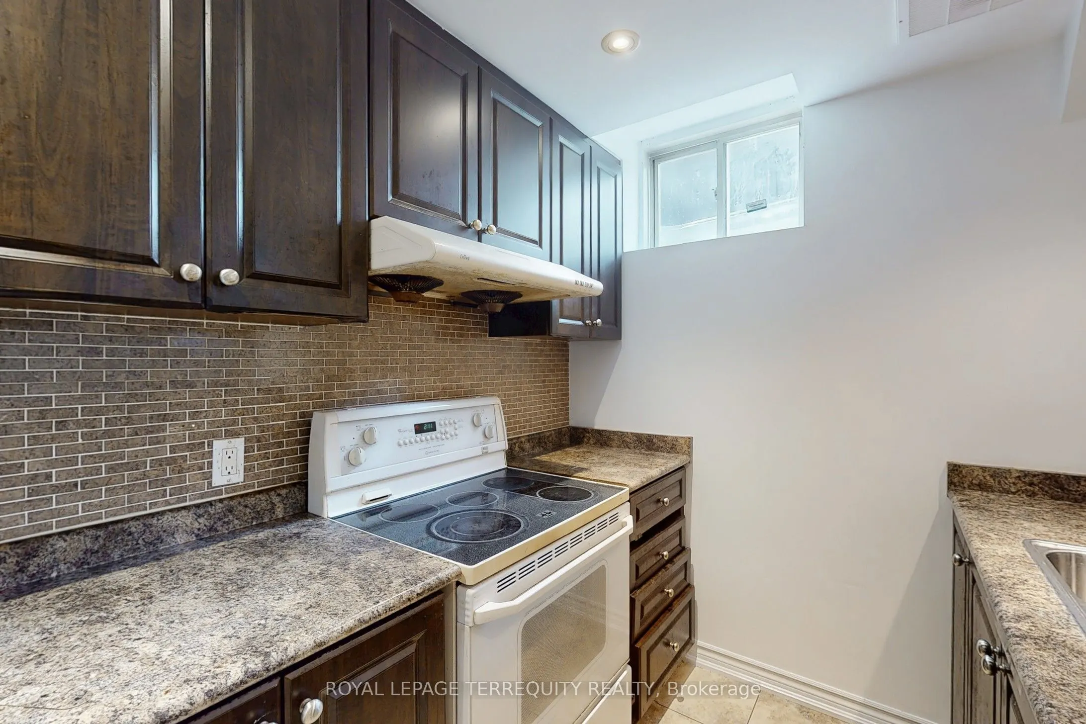 6 Verona Drive