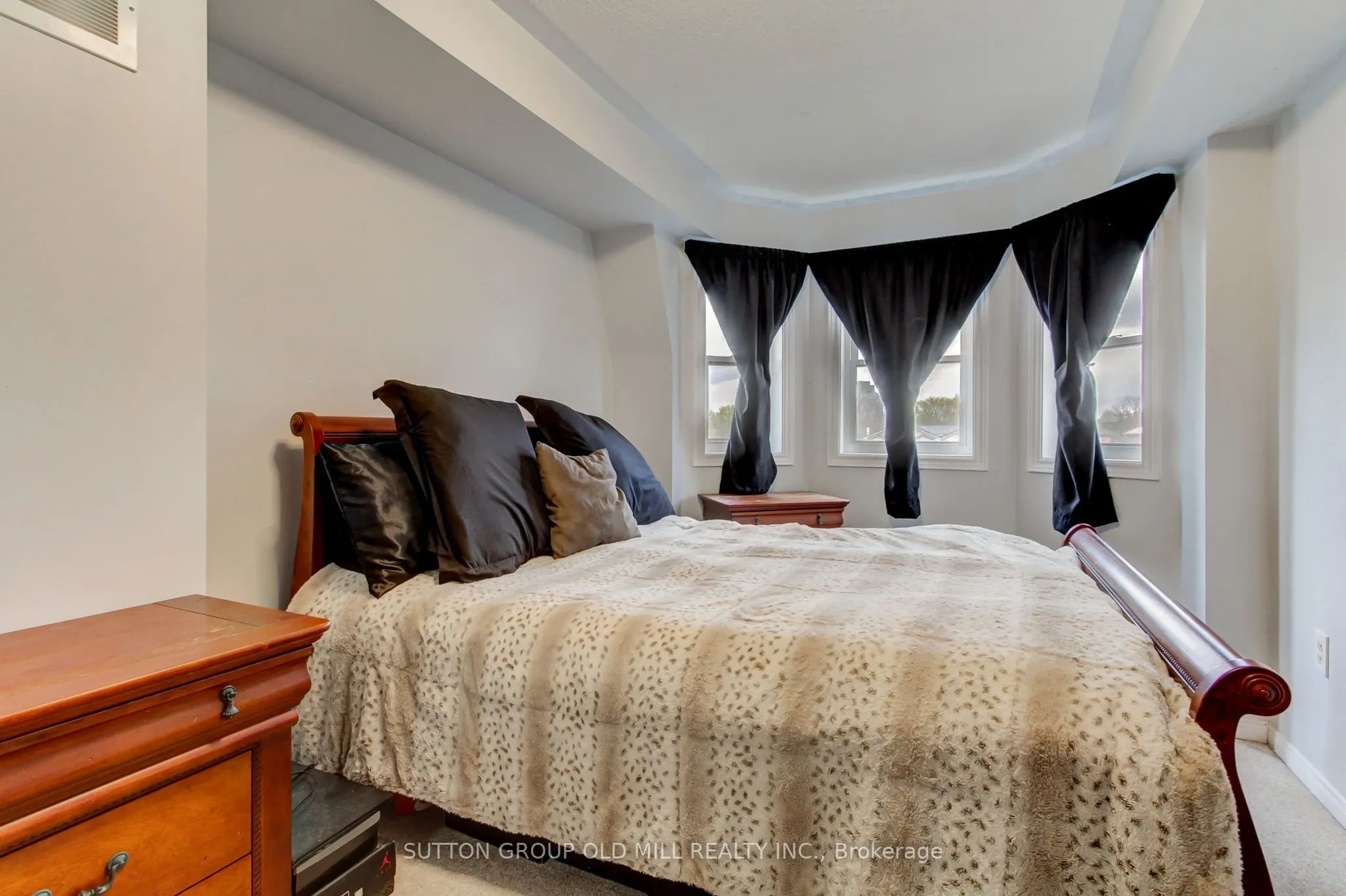 760 Lawrence Avenue W, #167