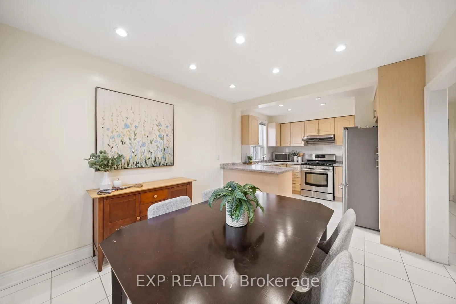 55 Winston Park Boulevard