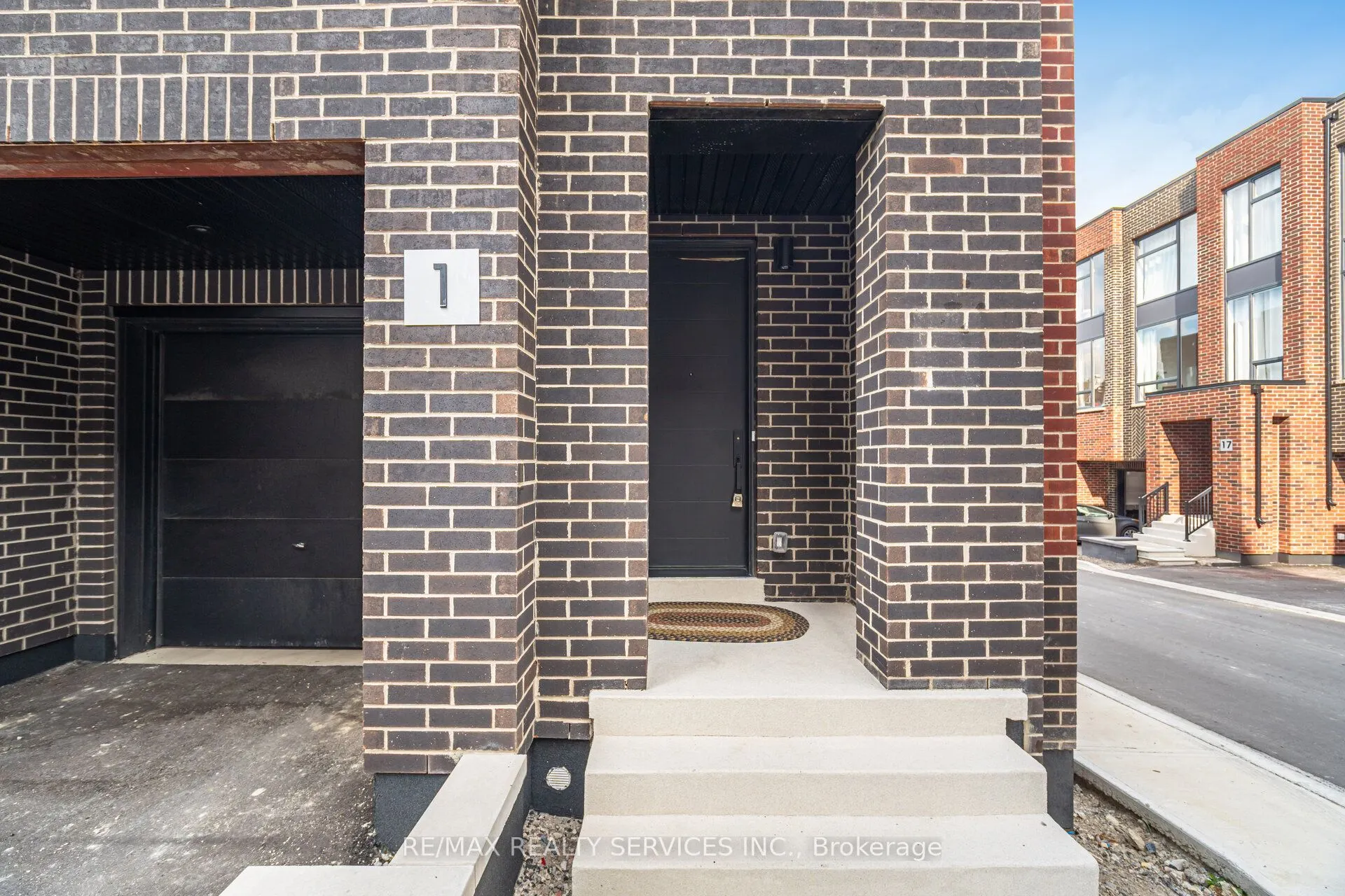 1 Taylor Court