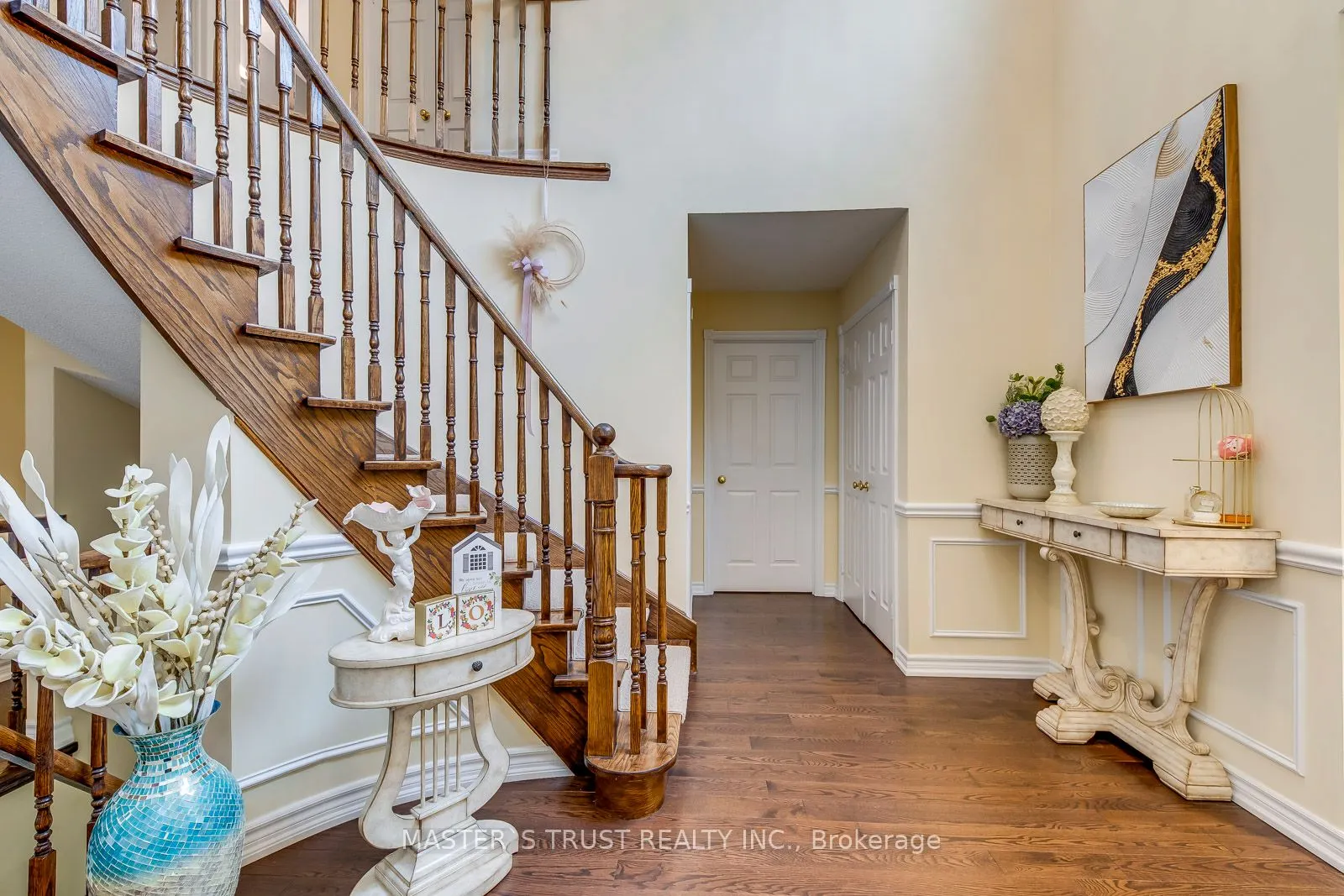 5428 Edencroft Crescent