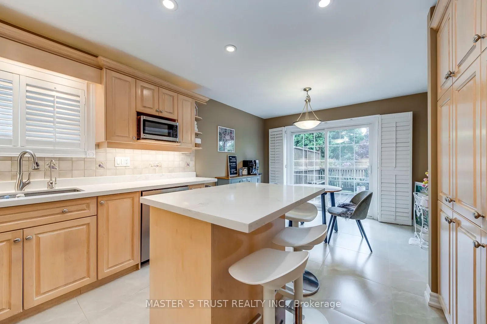 5428 Edencroft Crescent