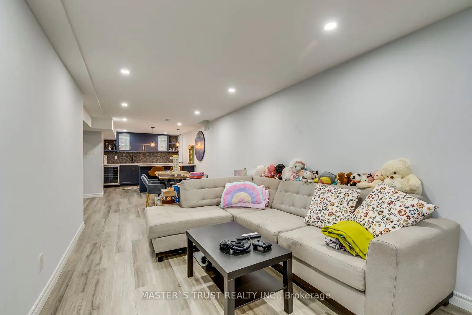 5428 Edencroft Crescent