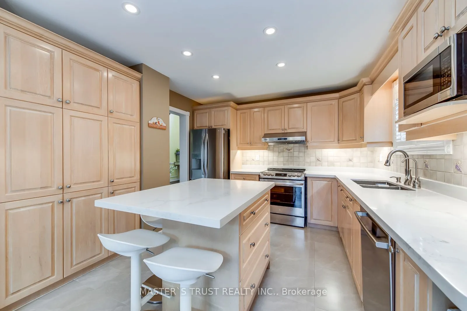5428 Edencroft Crescent