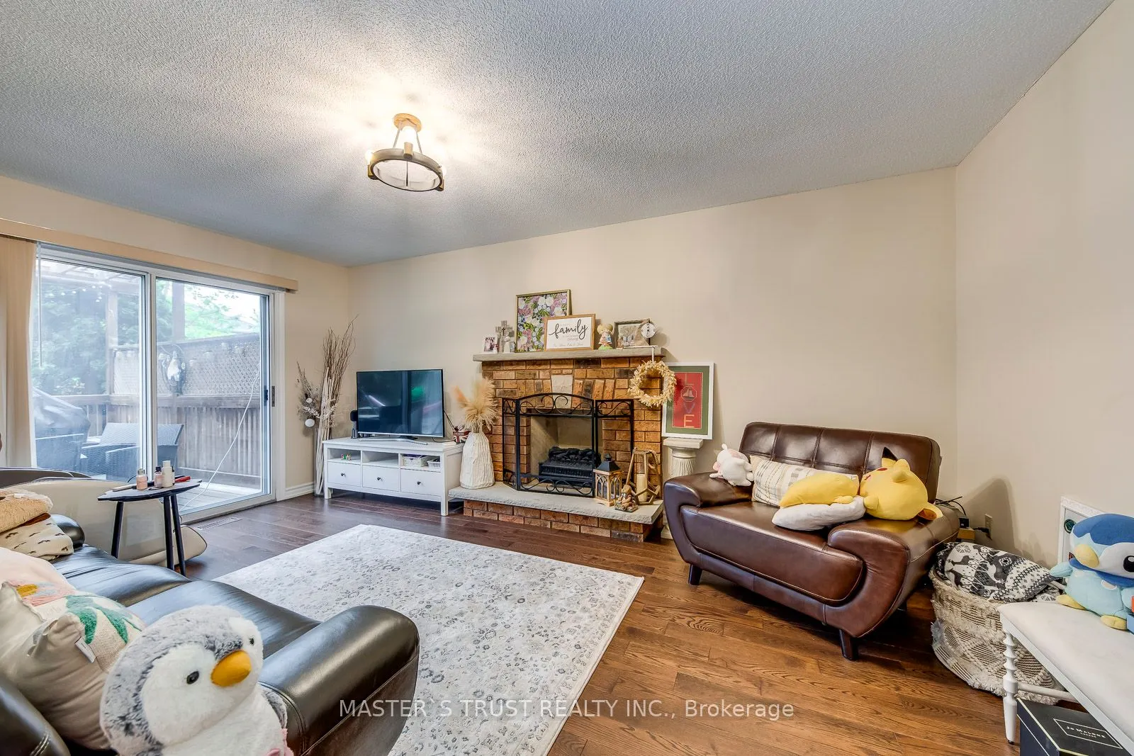 5428 Edencroft Crescent