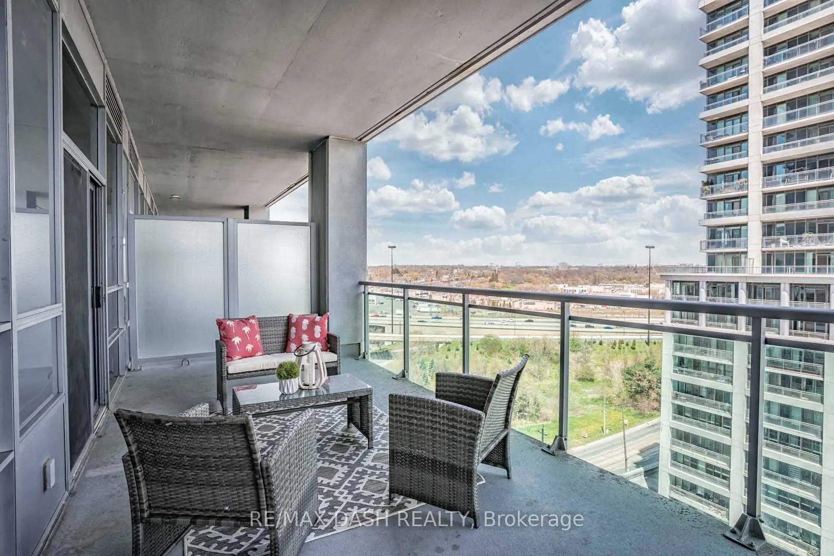 16 Brookers Lane, #1208