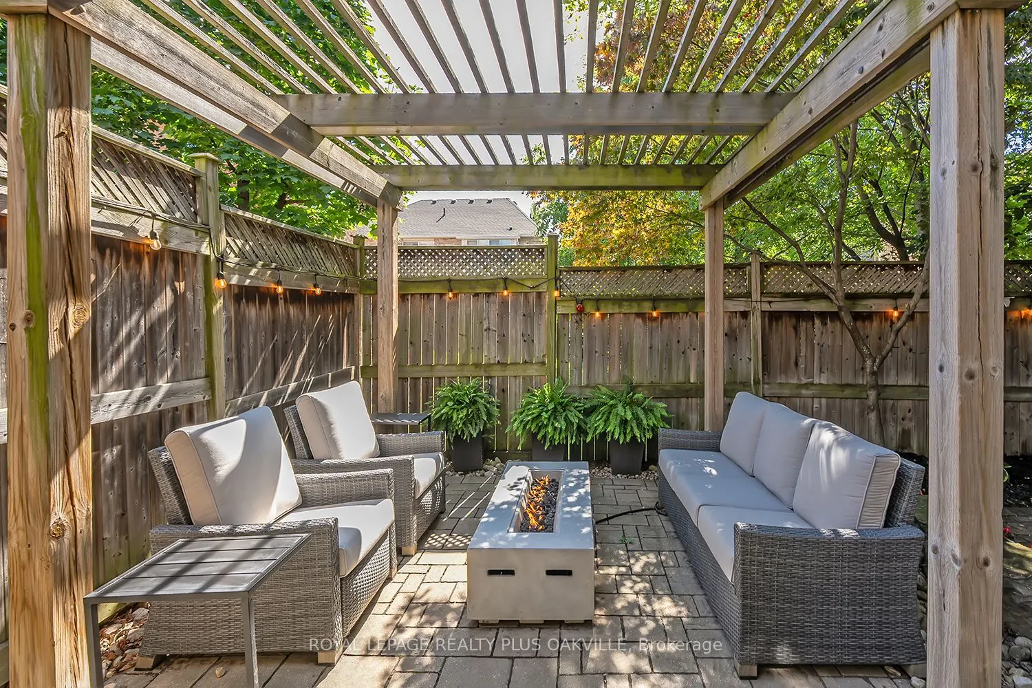 3174 Scotscraig Crescent