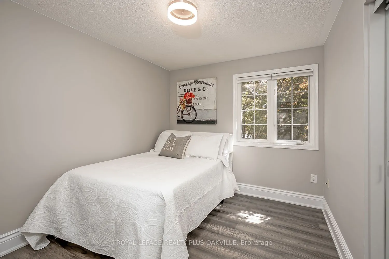 3174 Scotscraig Crescent