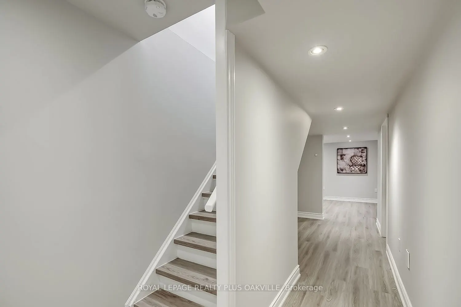 3174 Scotscraig Crescent