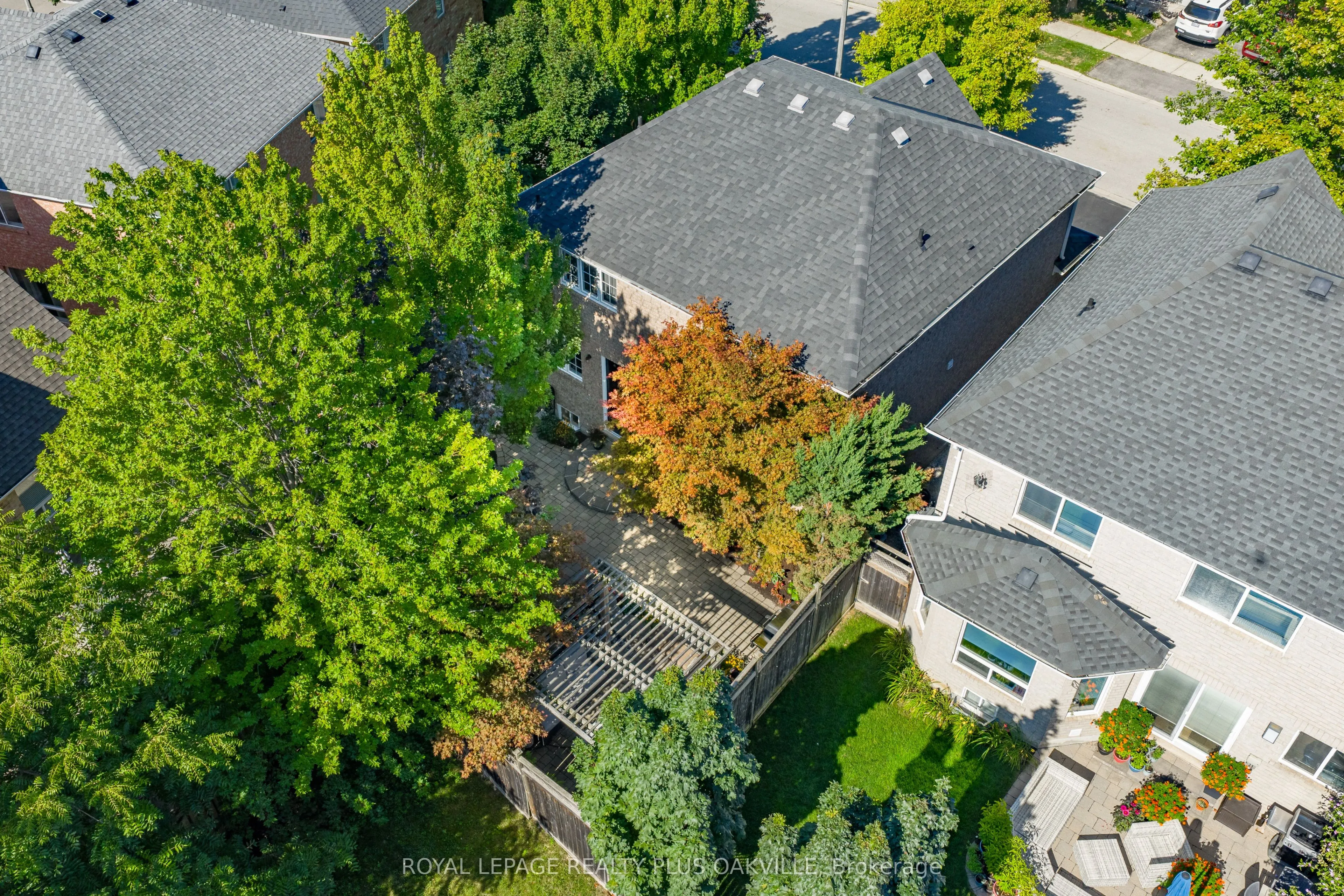 3174 Scotscraig Crescent