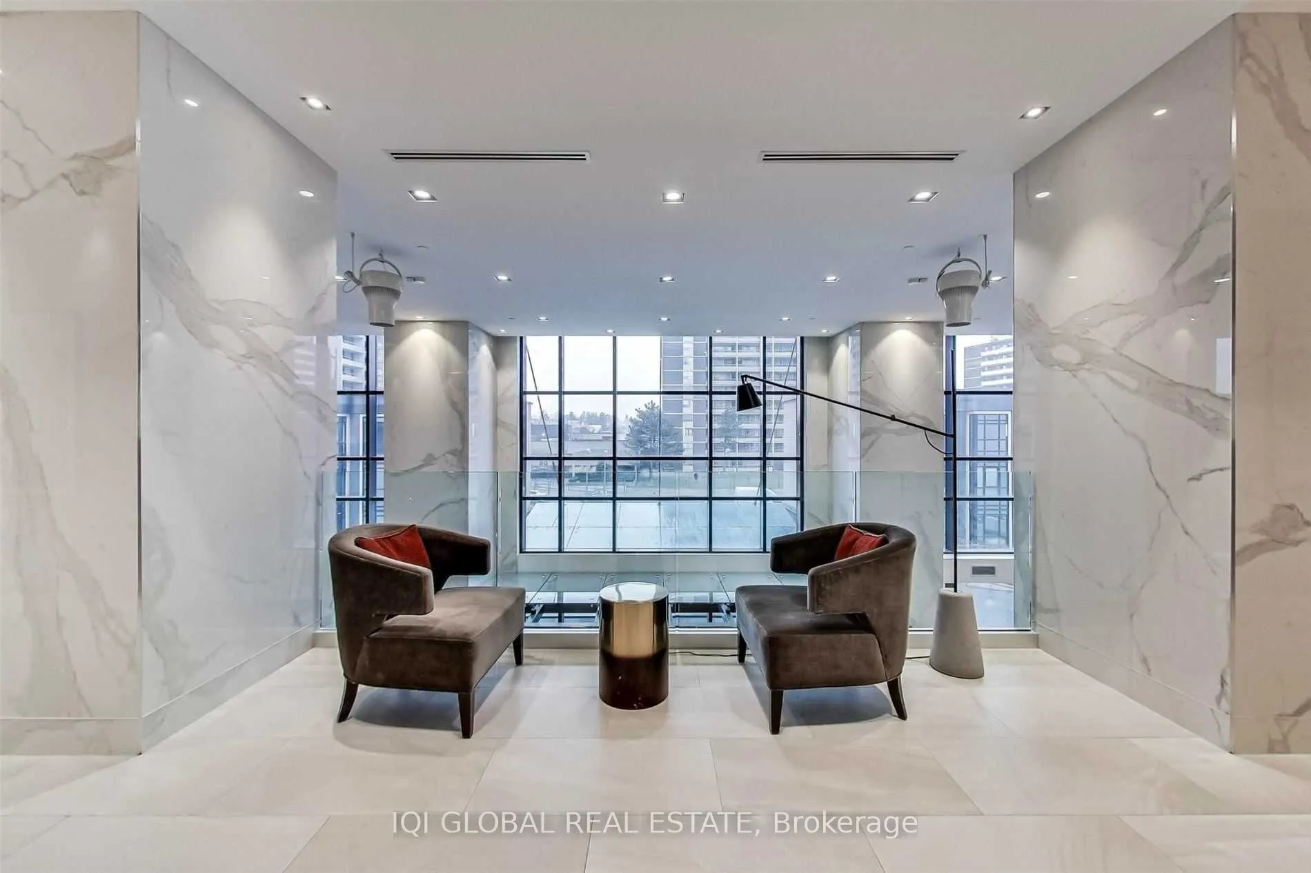 7 Mabelle Avenue, #1008A