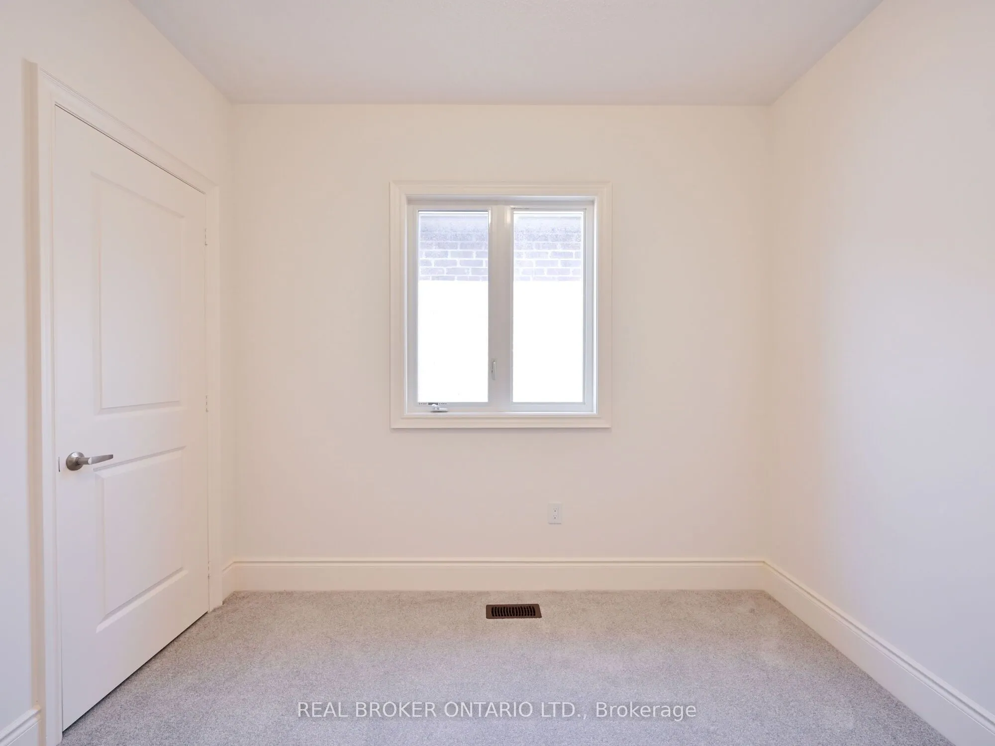 1555 Severn Drive