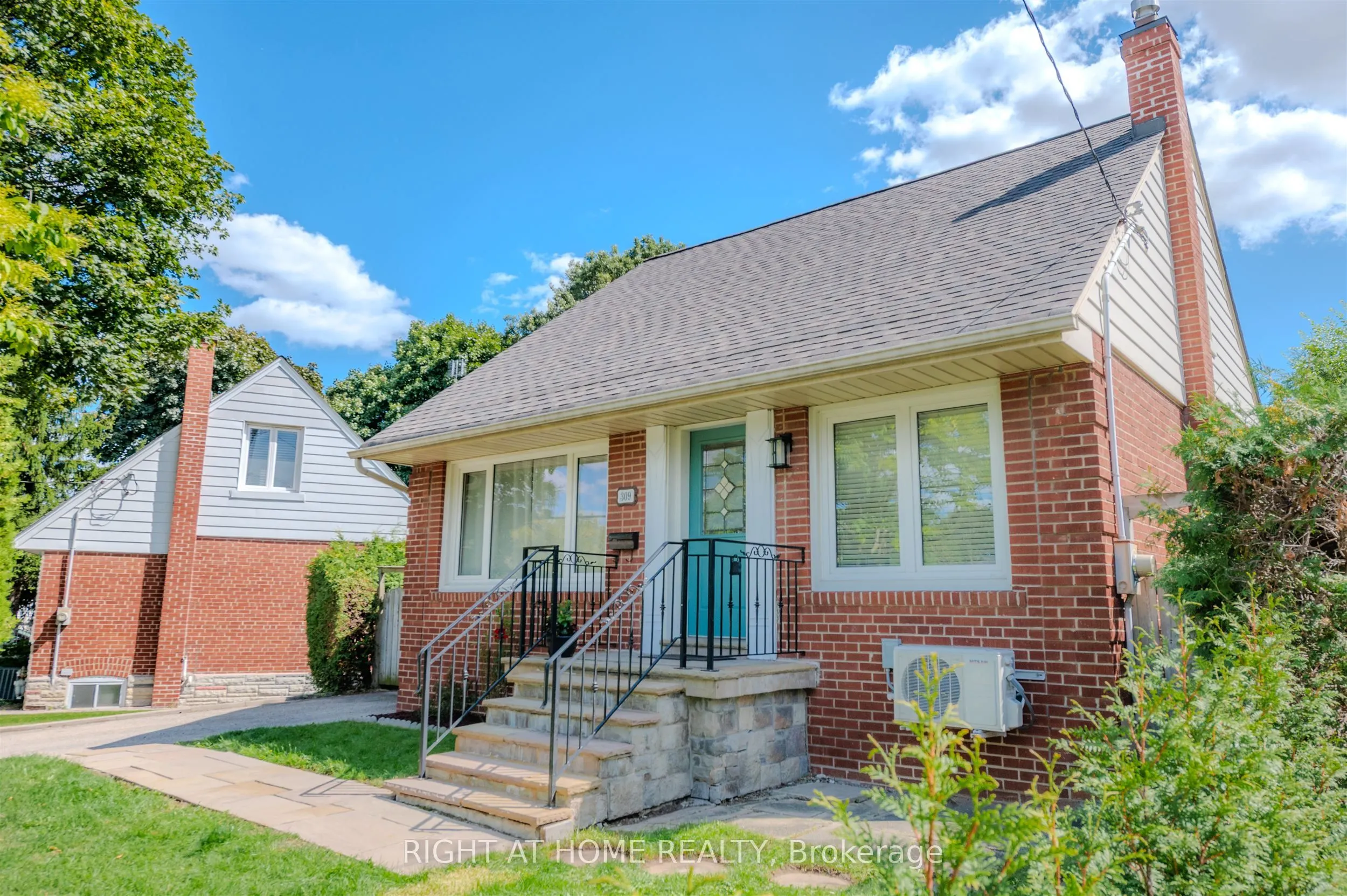 309 Rathburn Road