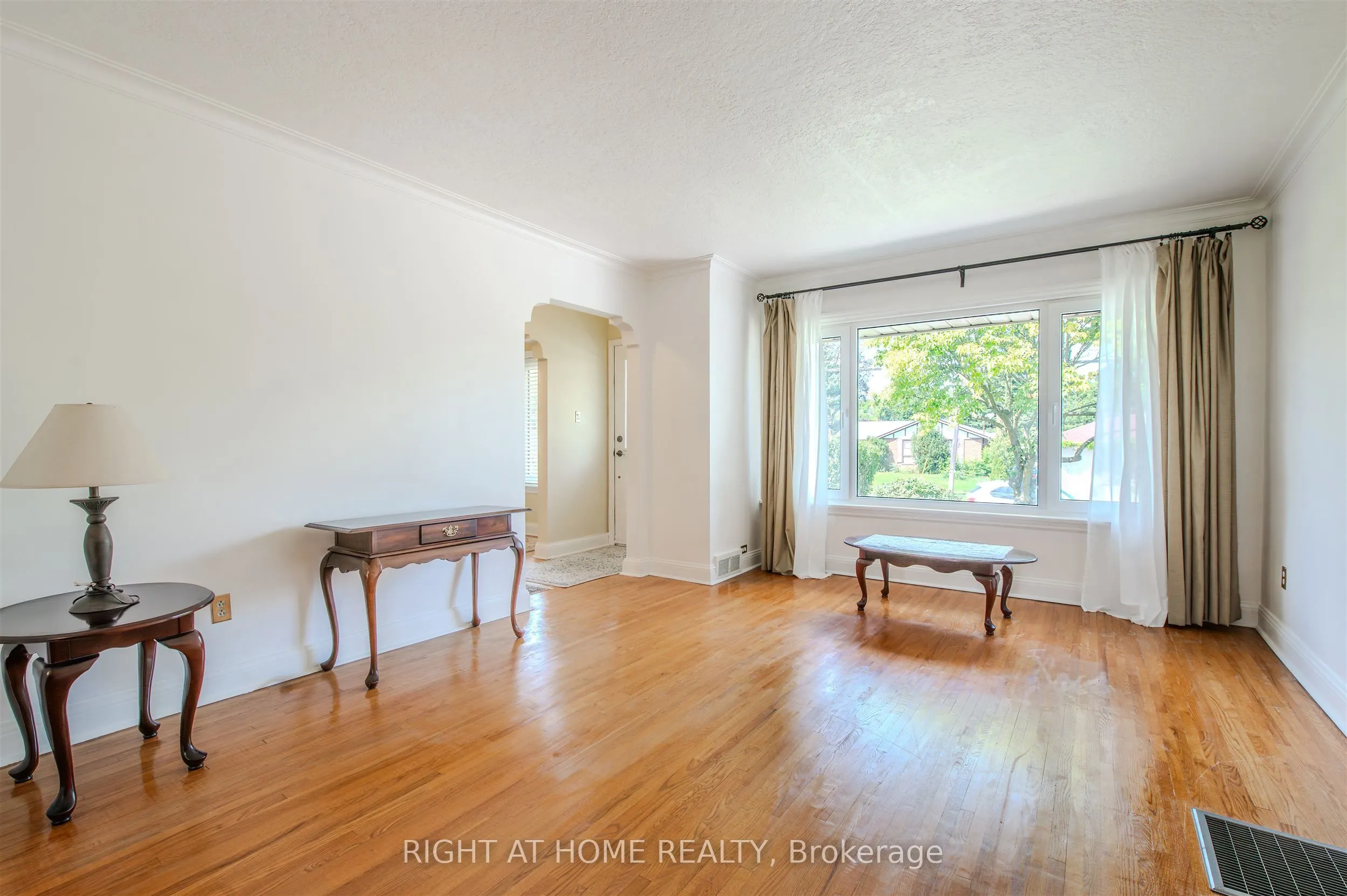 309 Rathburn Road