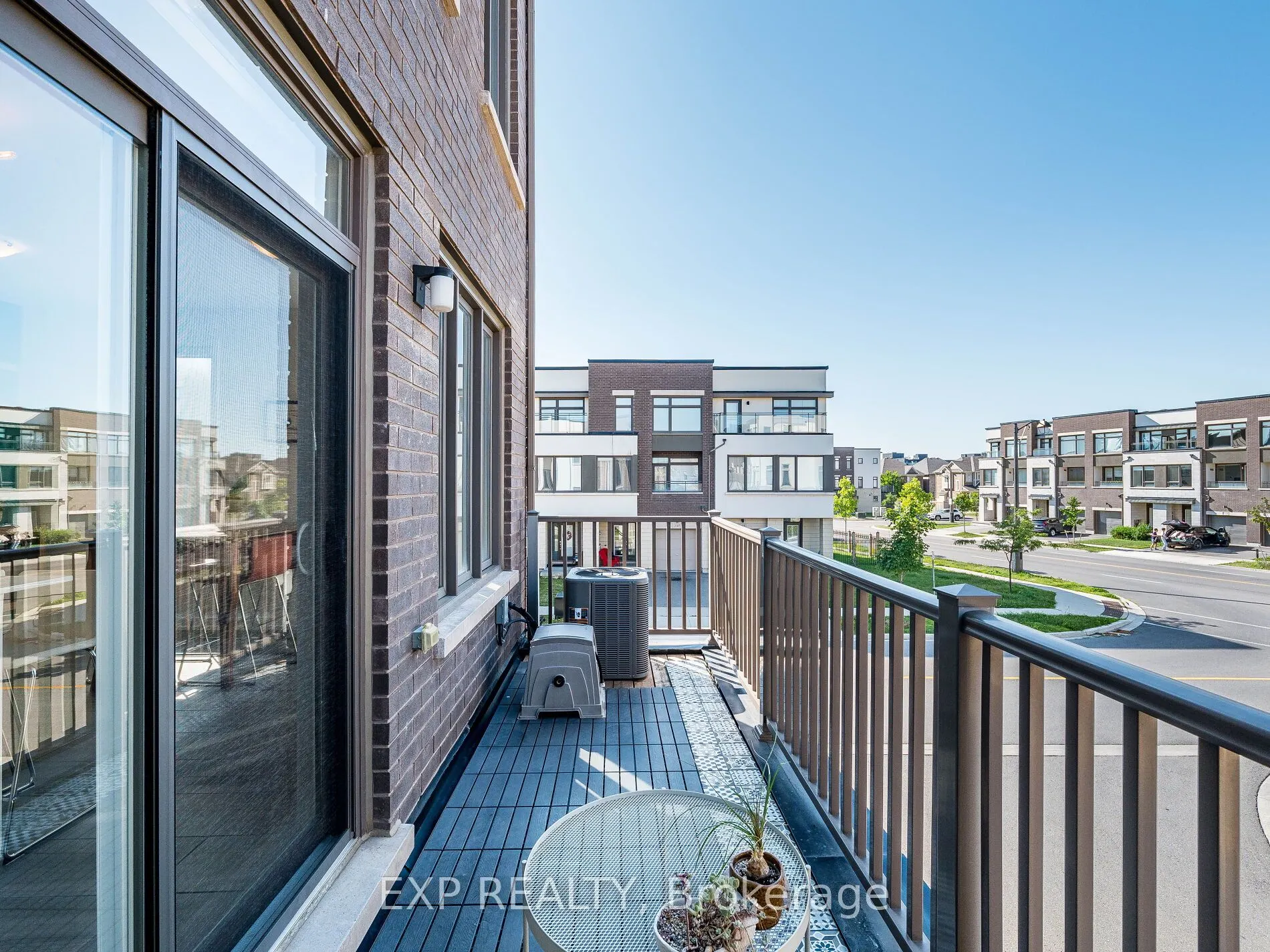 3128 Mintwood Circle